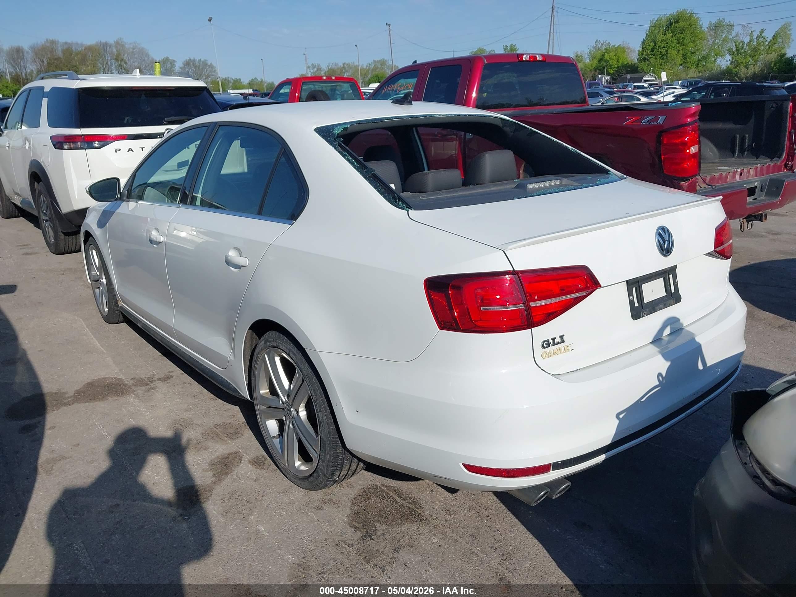 VOLKSWAGEN JETTA image 3