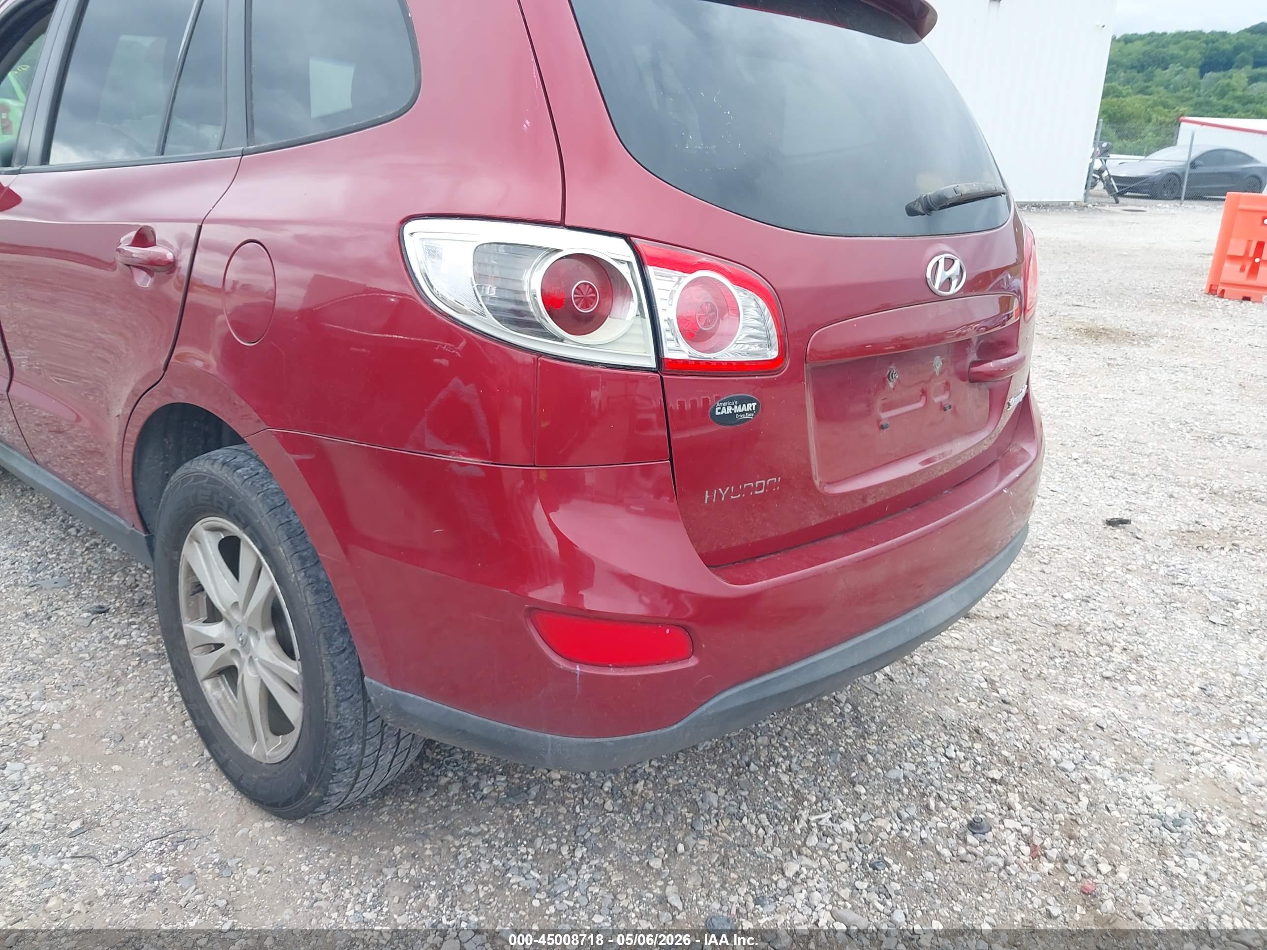 HYUNDAI SANTA image 6