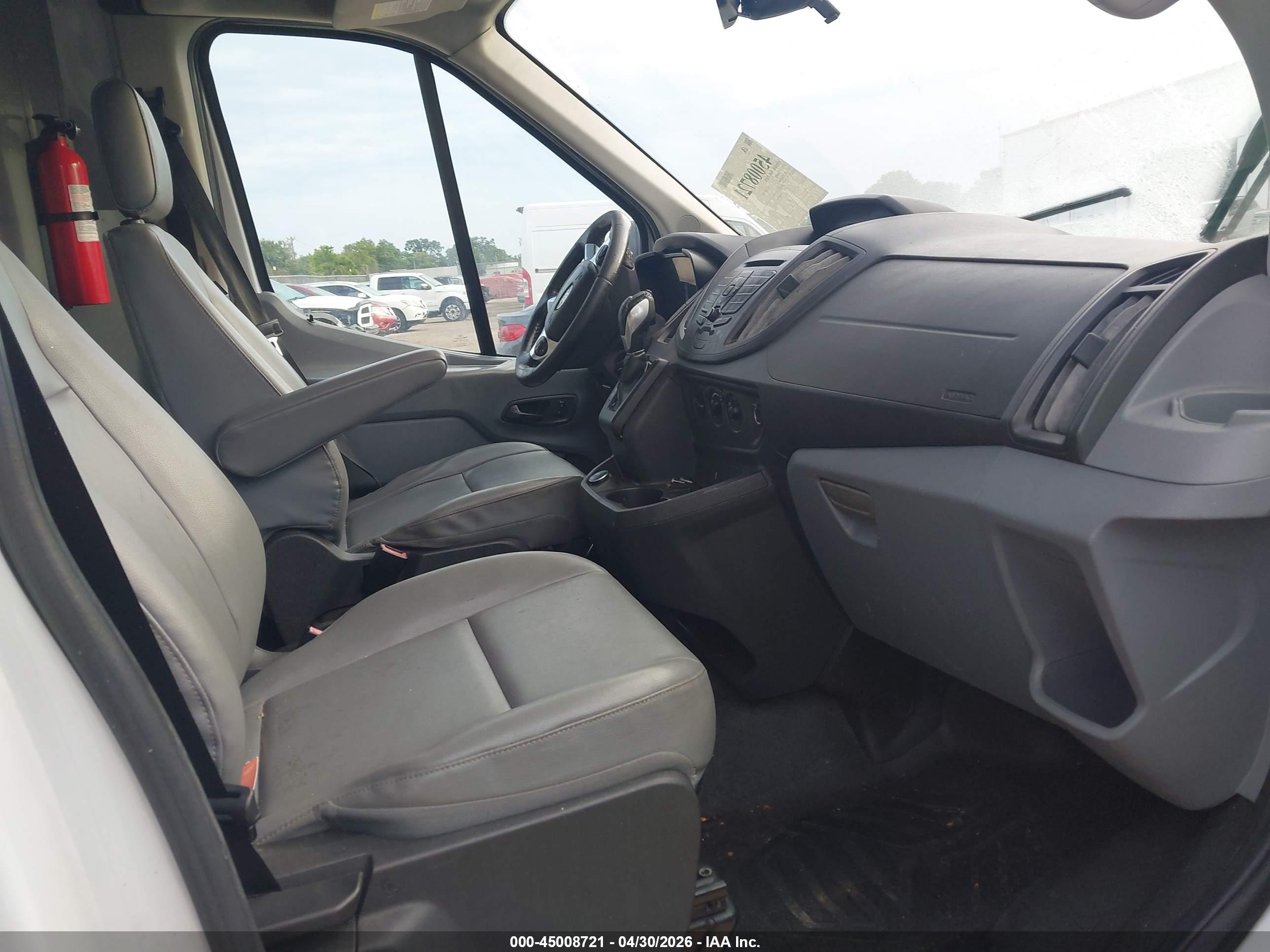 FORD TRANSIT-250 image 5