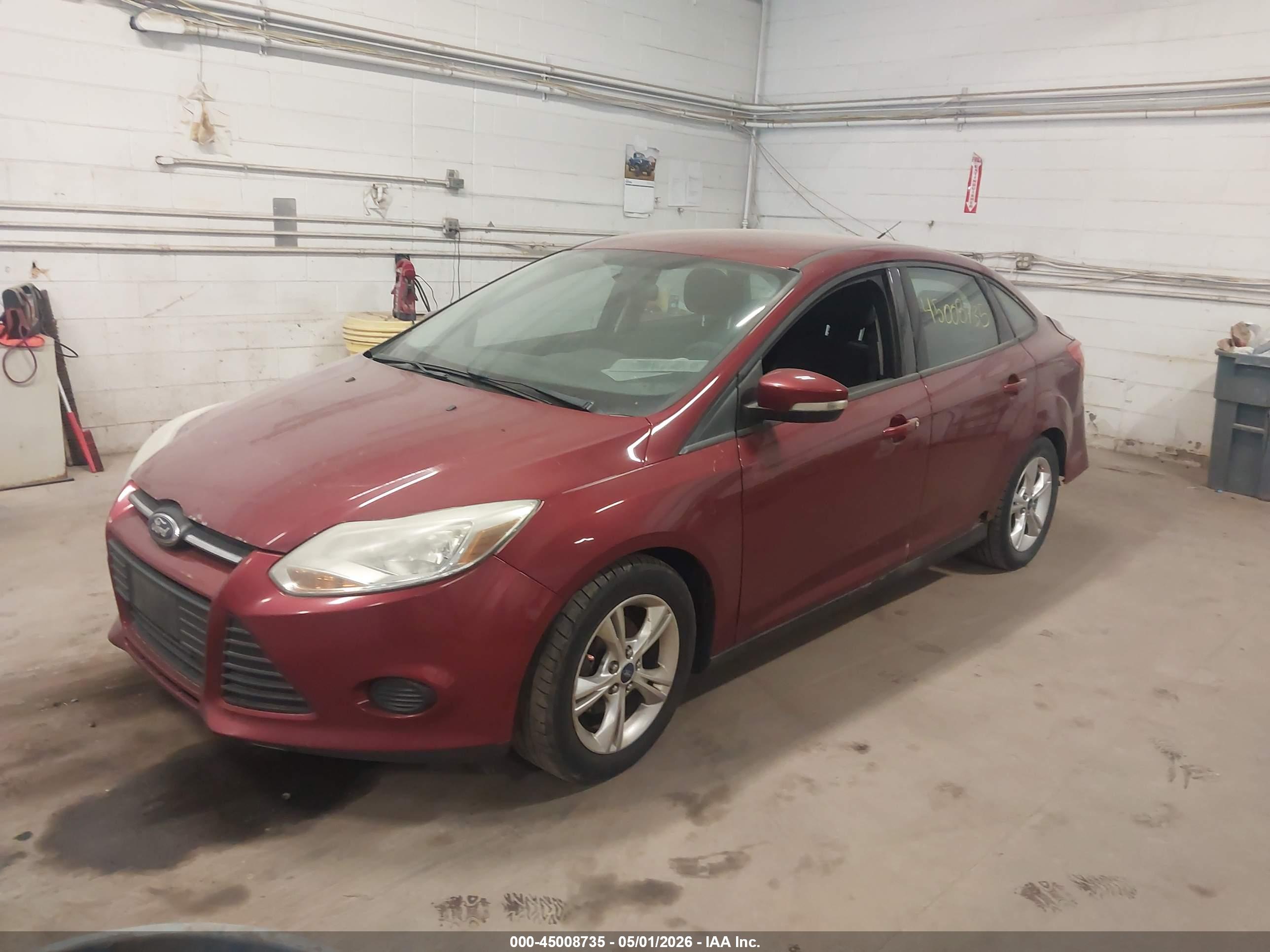 FORD FOCUS image 2