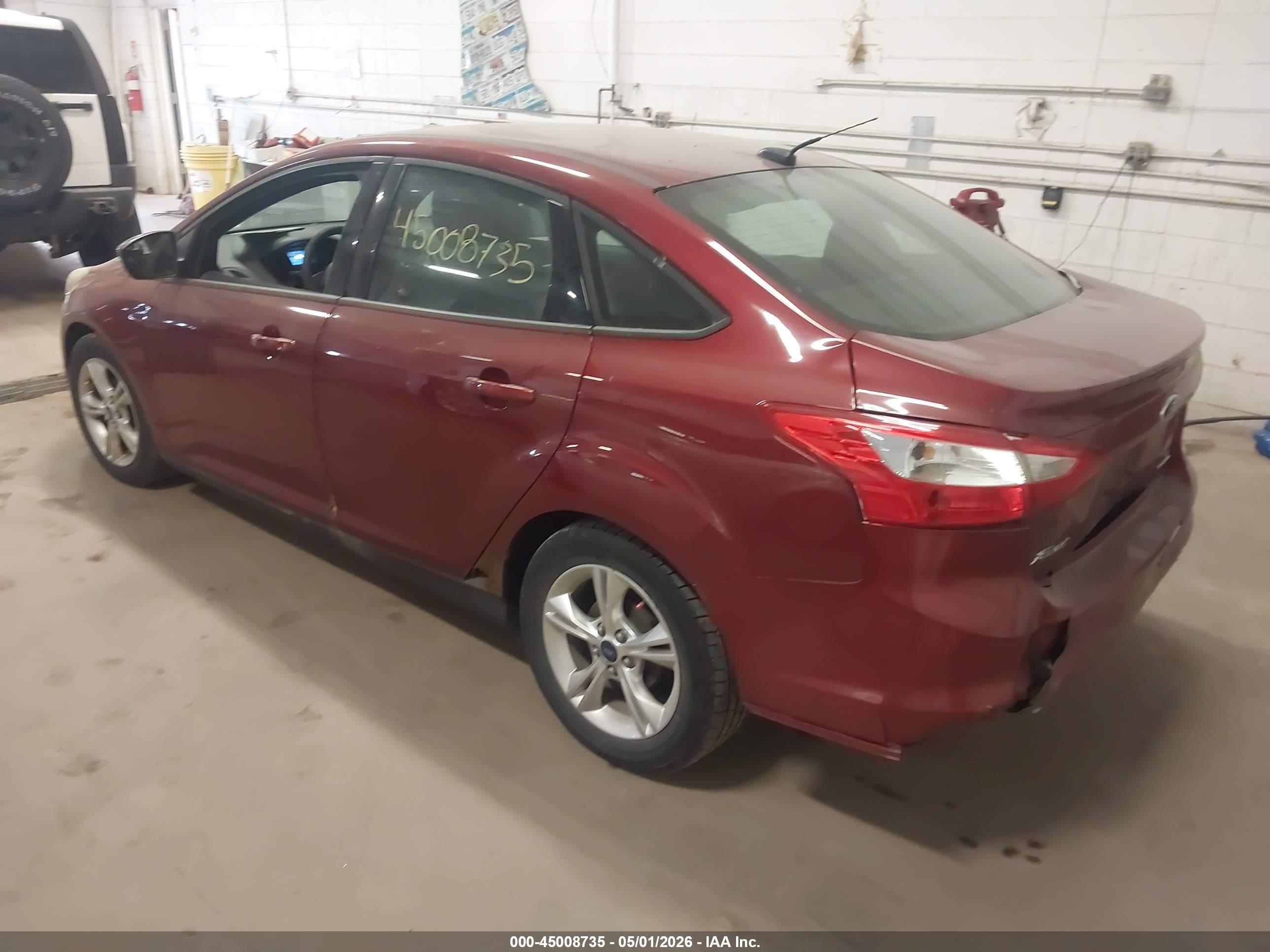 FORD FOCUS image 3