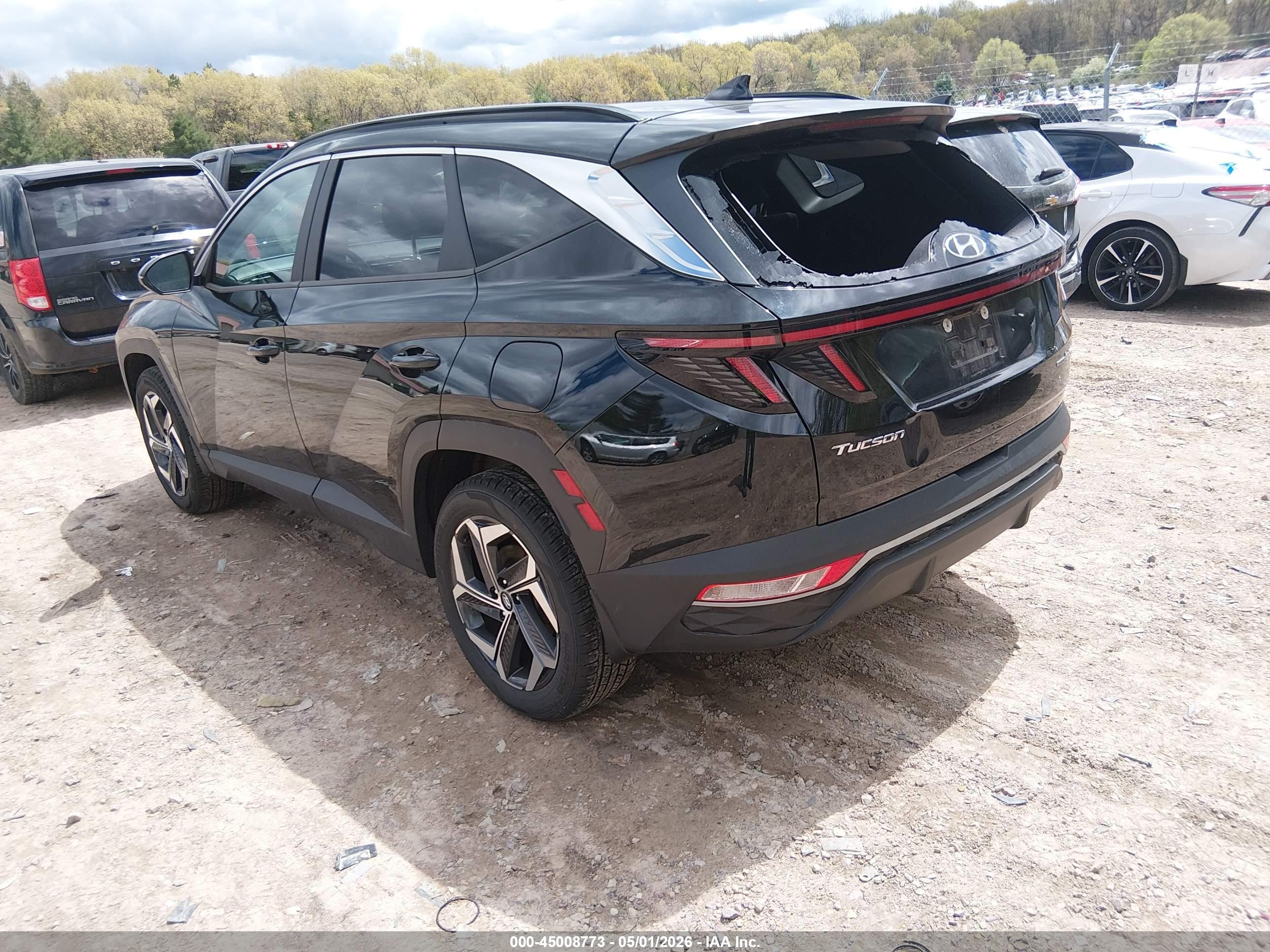 HYUNDAI TUCSON image 3