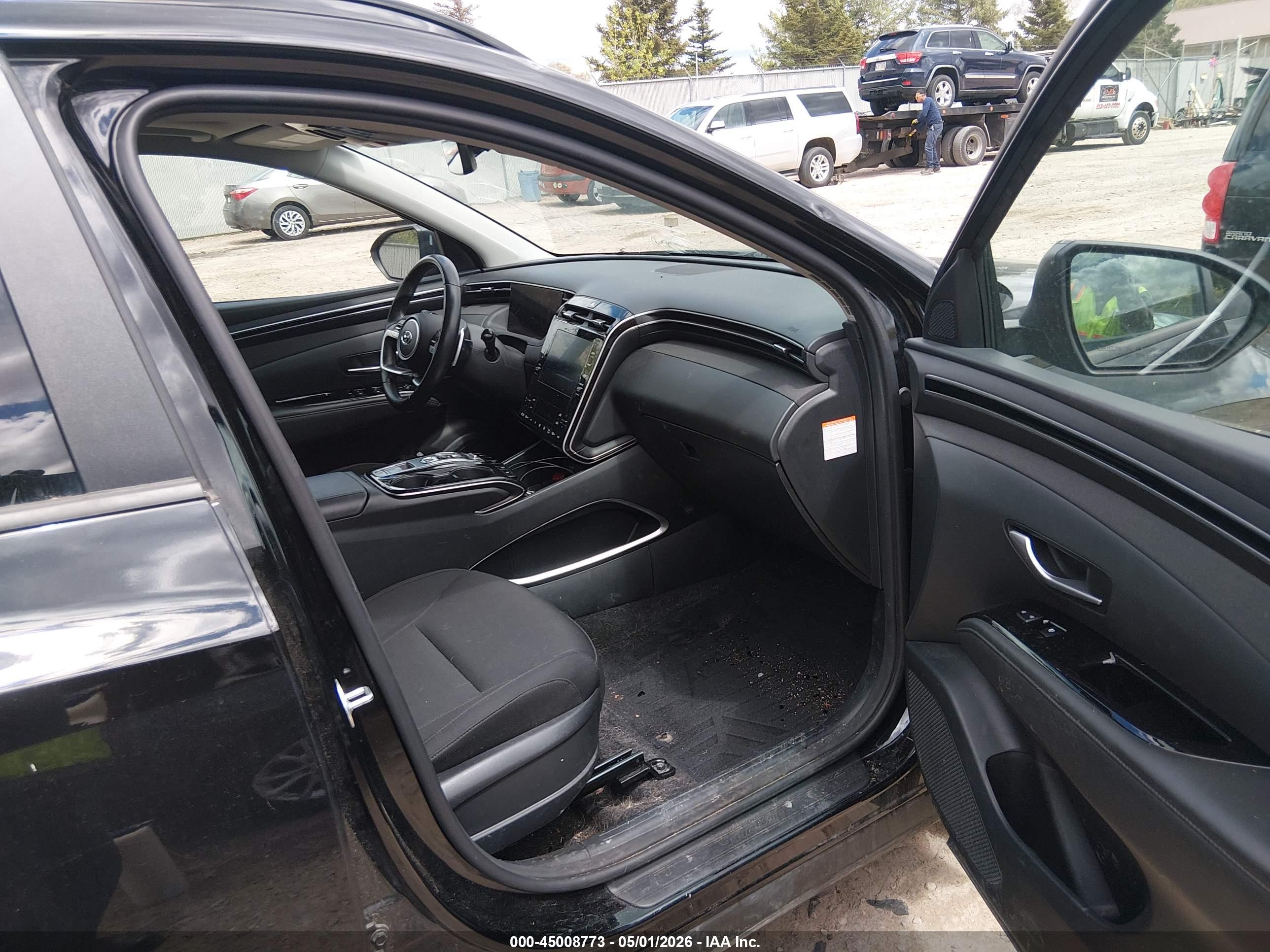 HYUNDAI TUCSON image 5