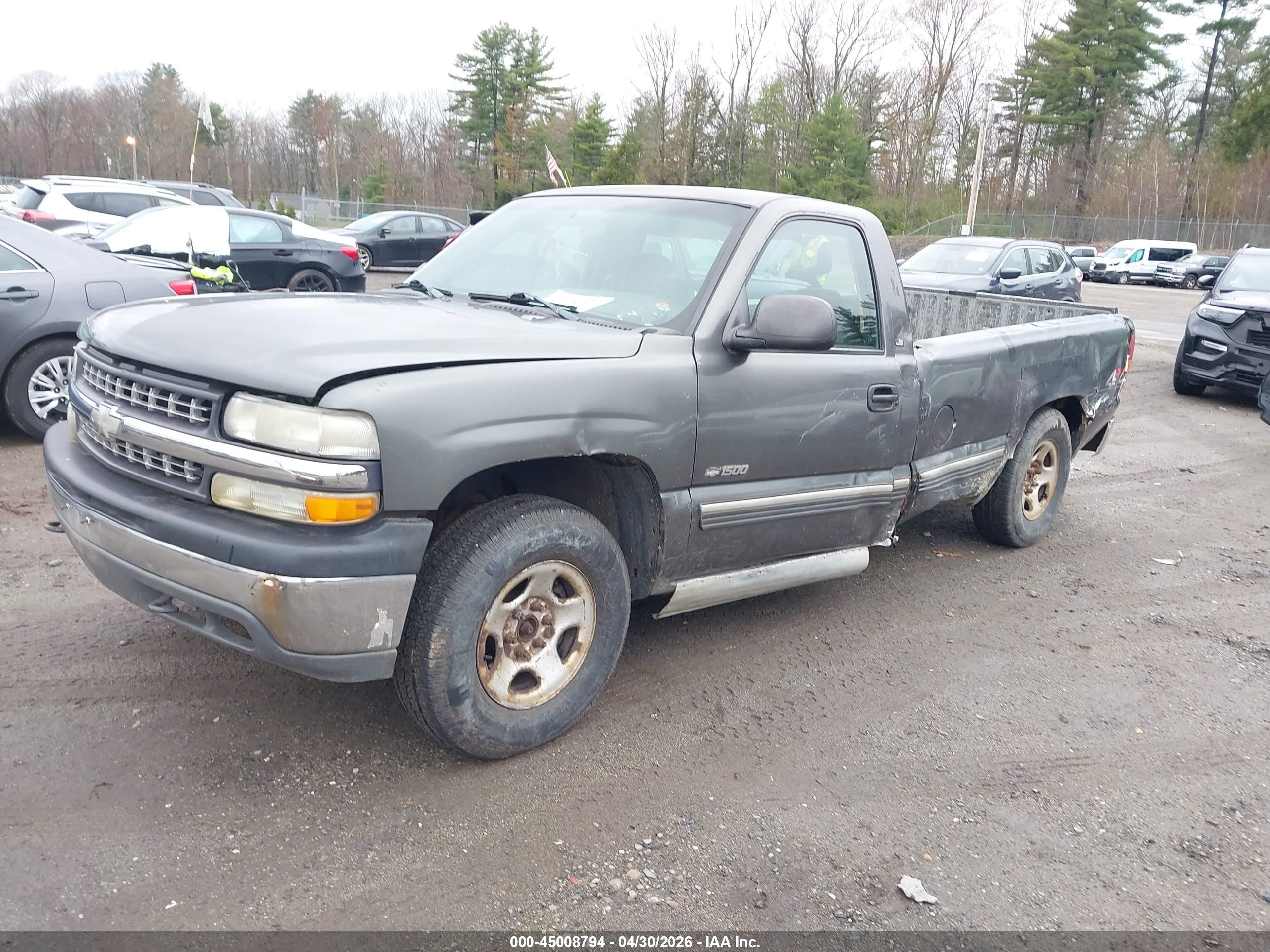 CHEVROLET SILVERADO image 2