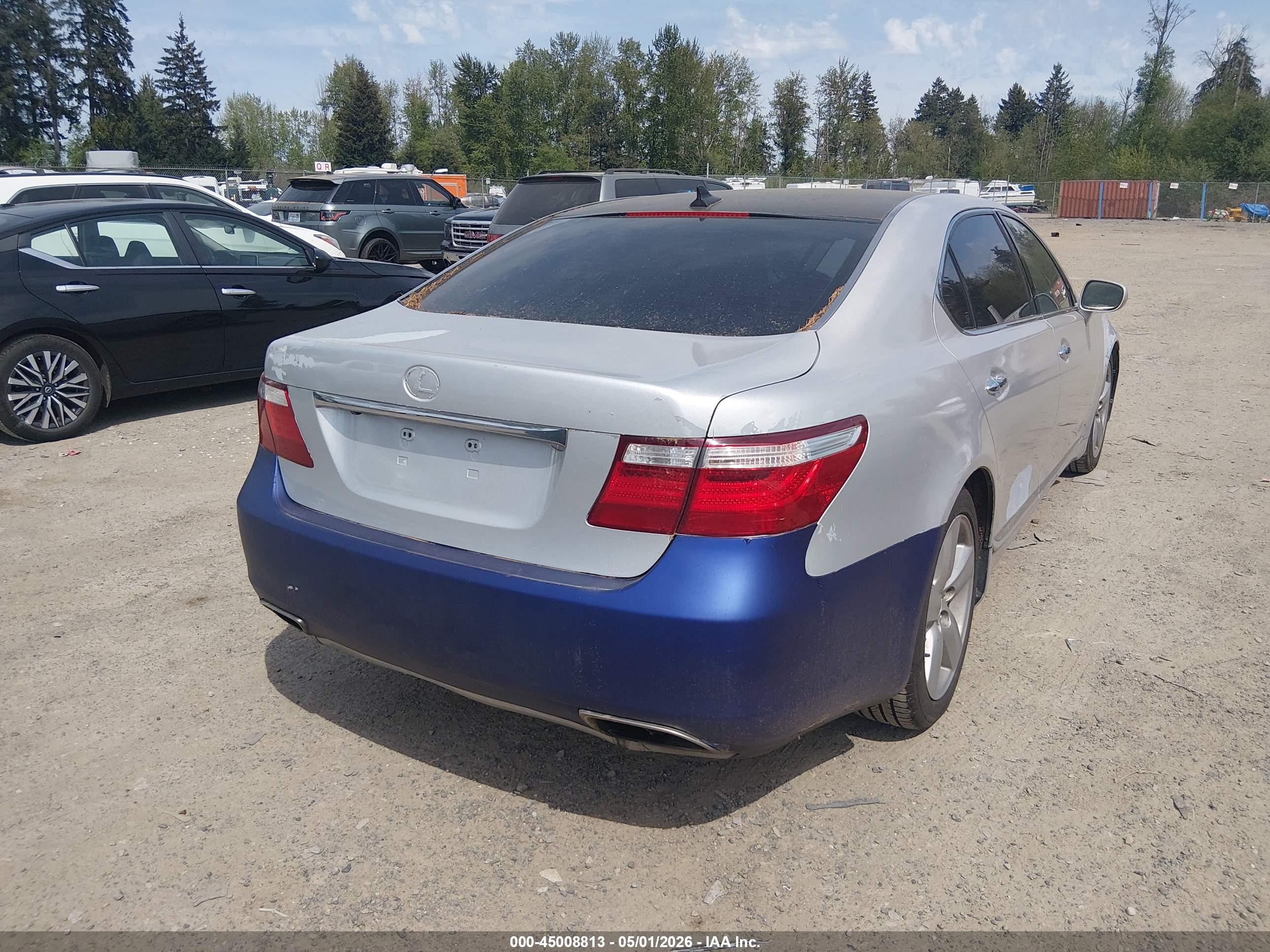 LEXUS LS image 4