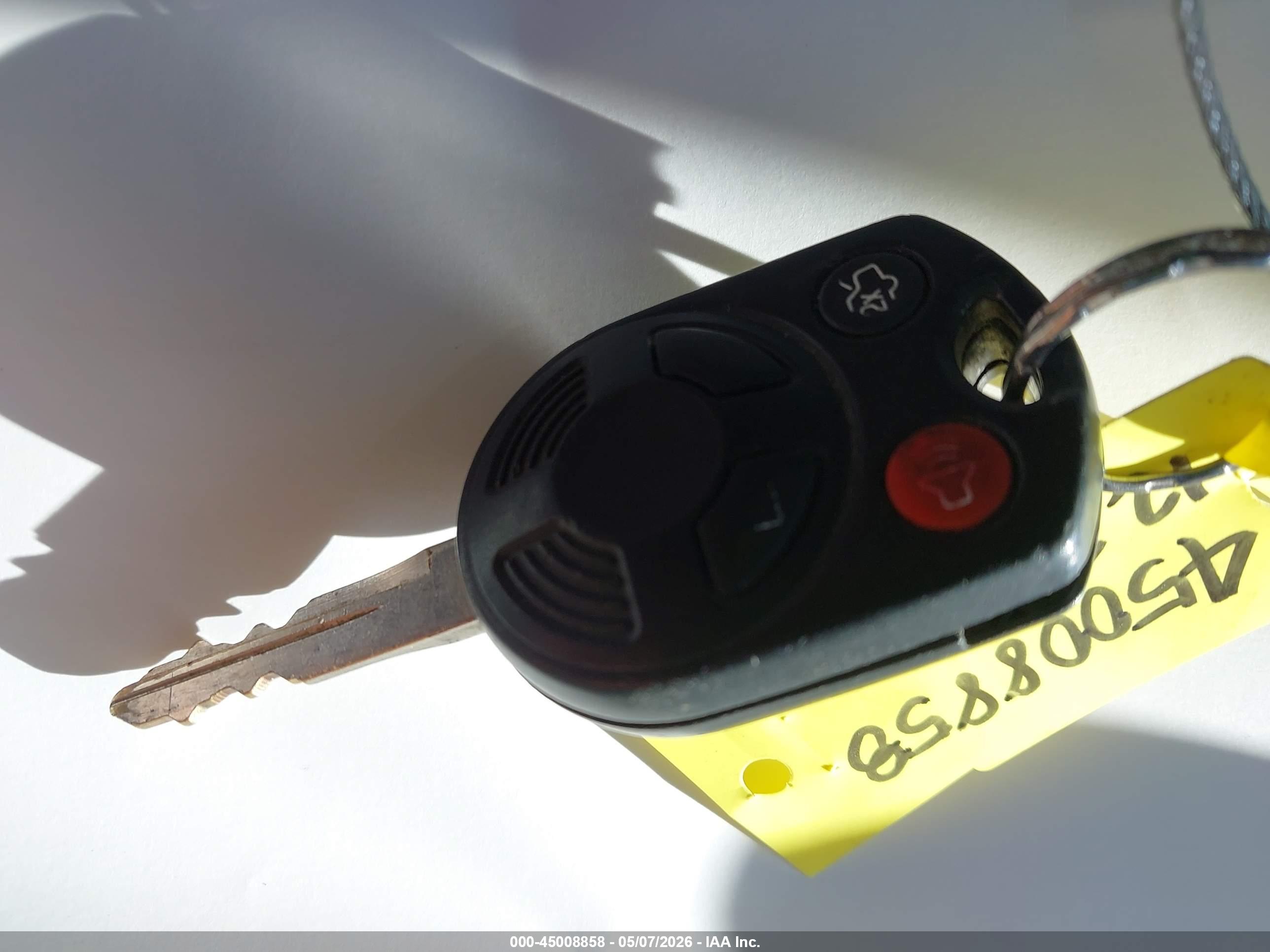 FORD ESCAPE image 11