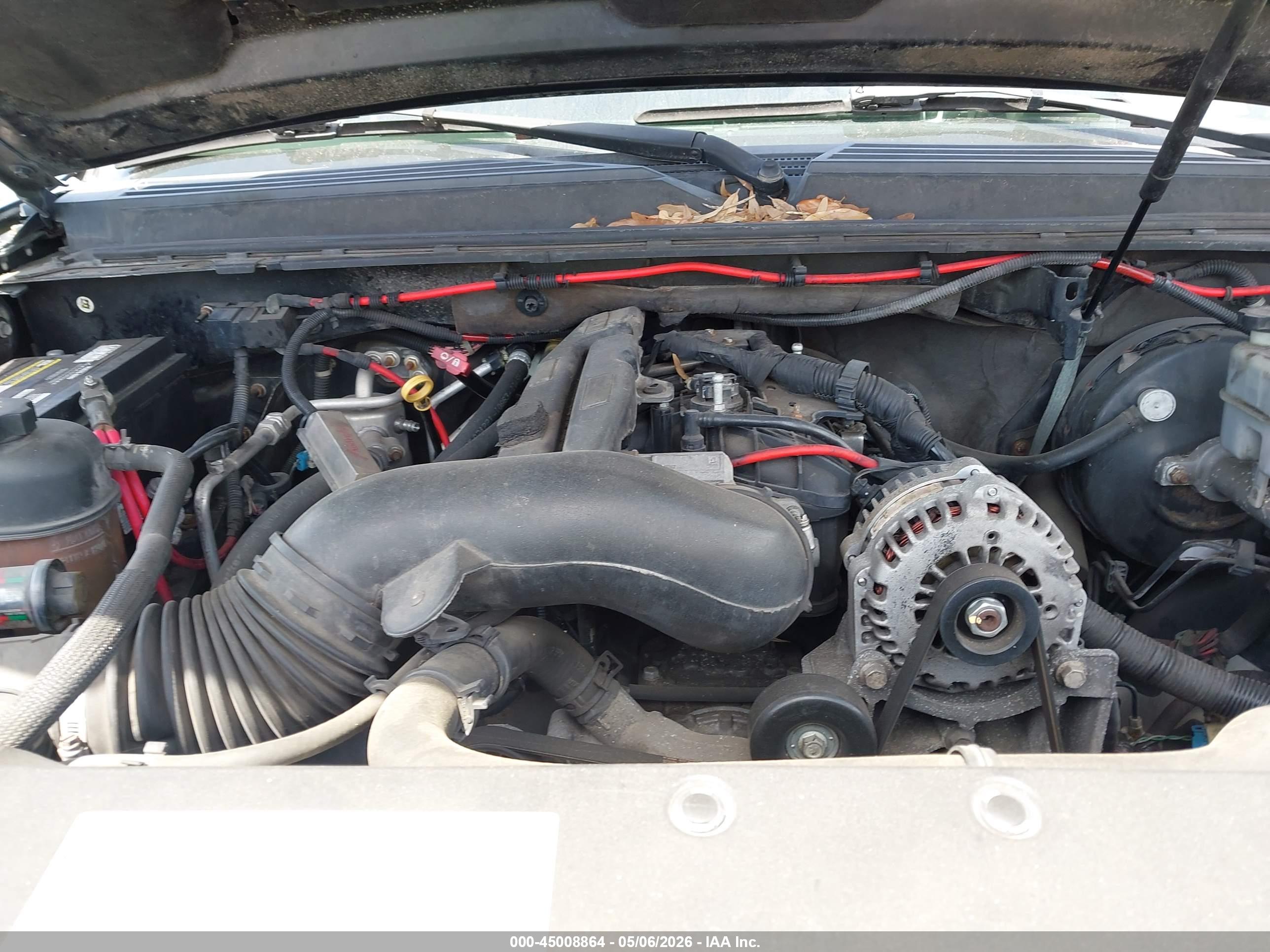 CHEVROLET TAHOE image 10