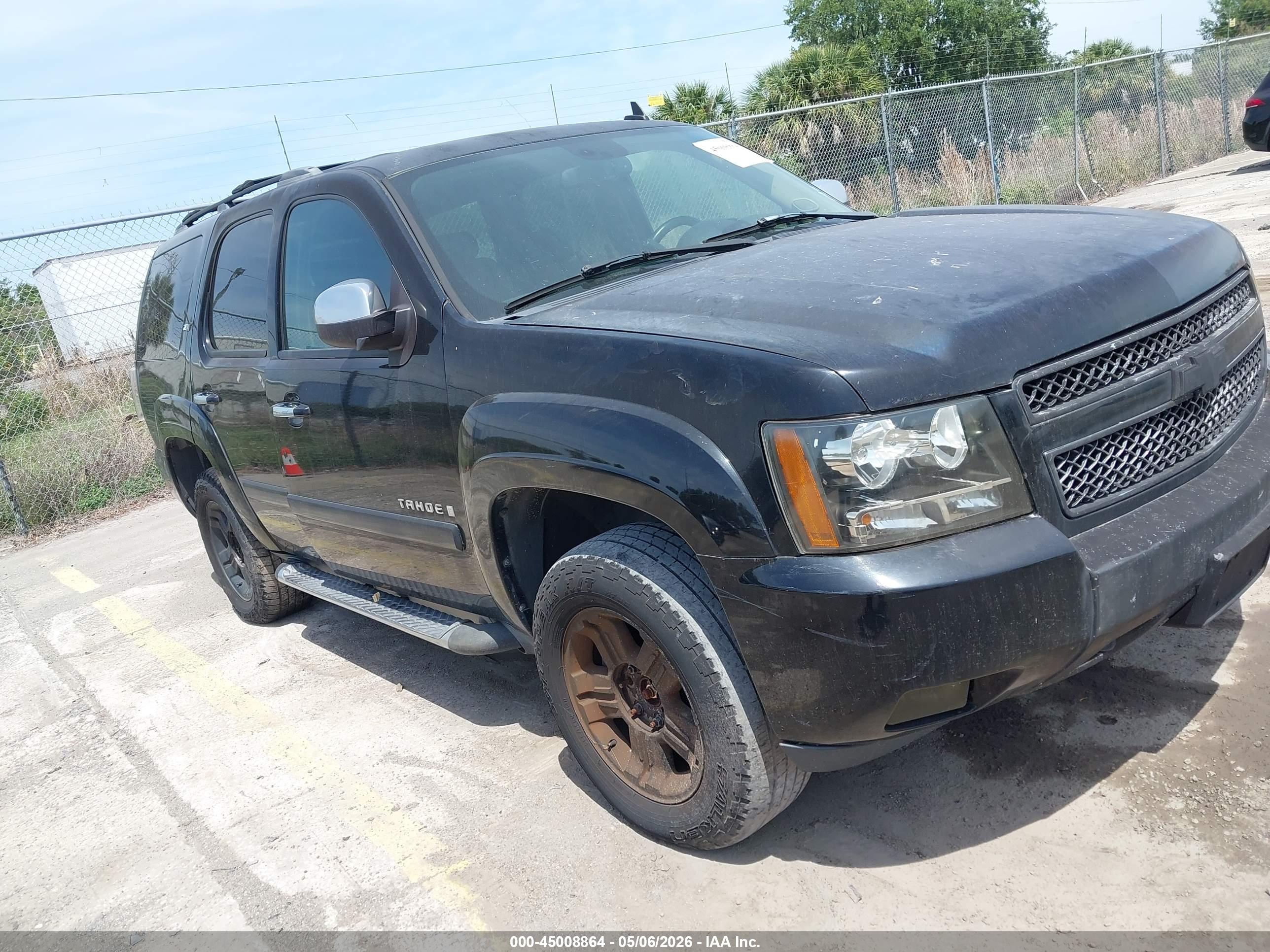 CHEVROLET TAHOE image 6