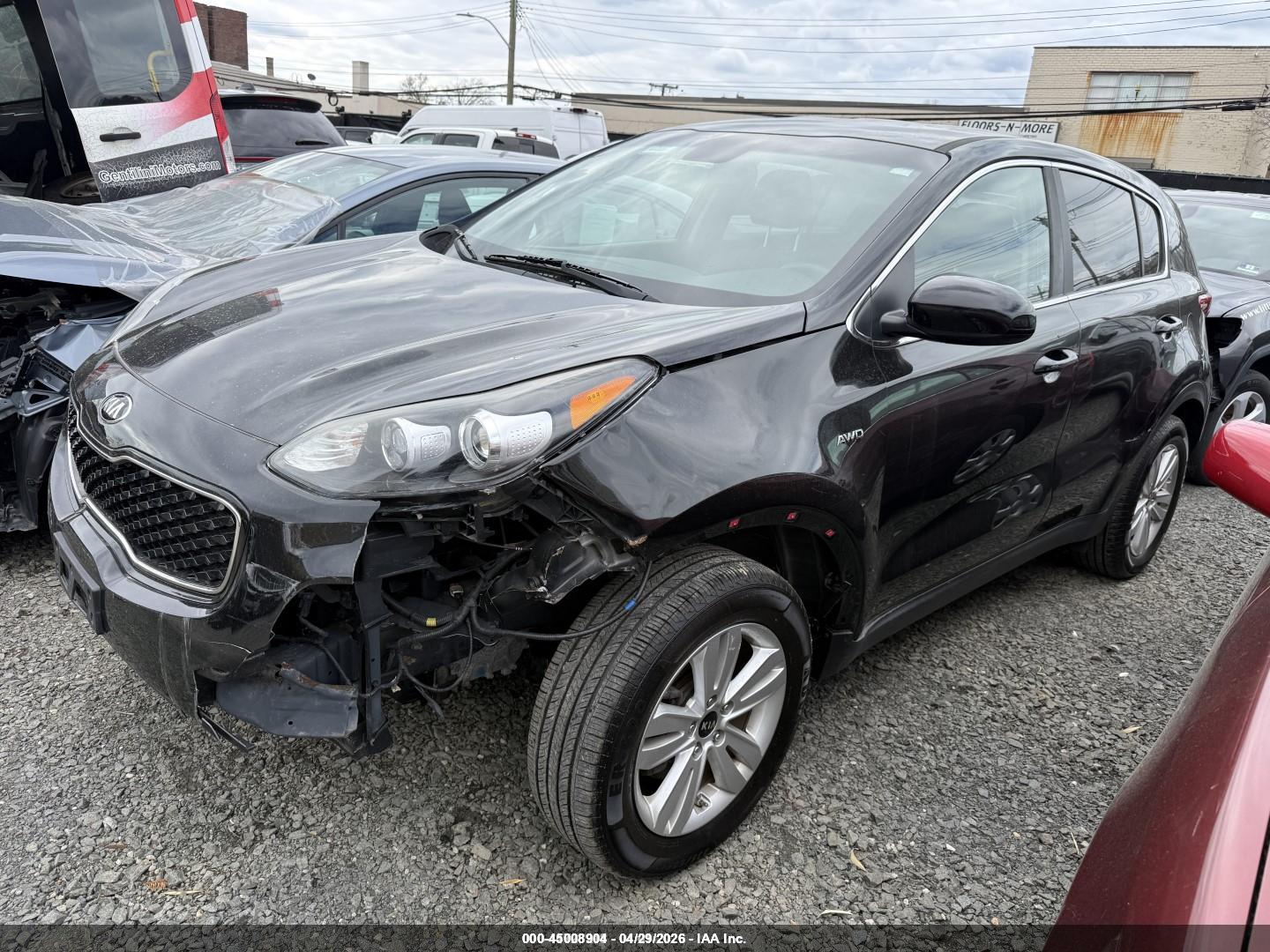 KIA SPORTAGE image 2