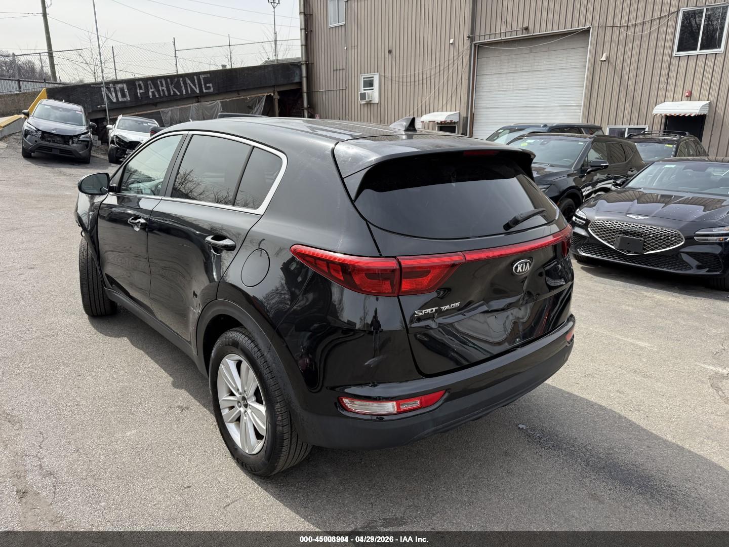 KIA SPORTAGE image 3