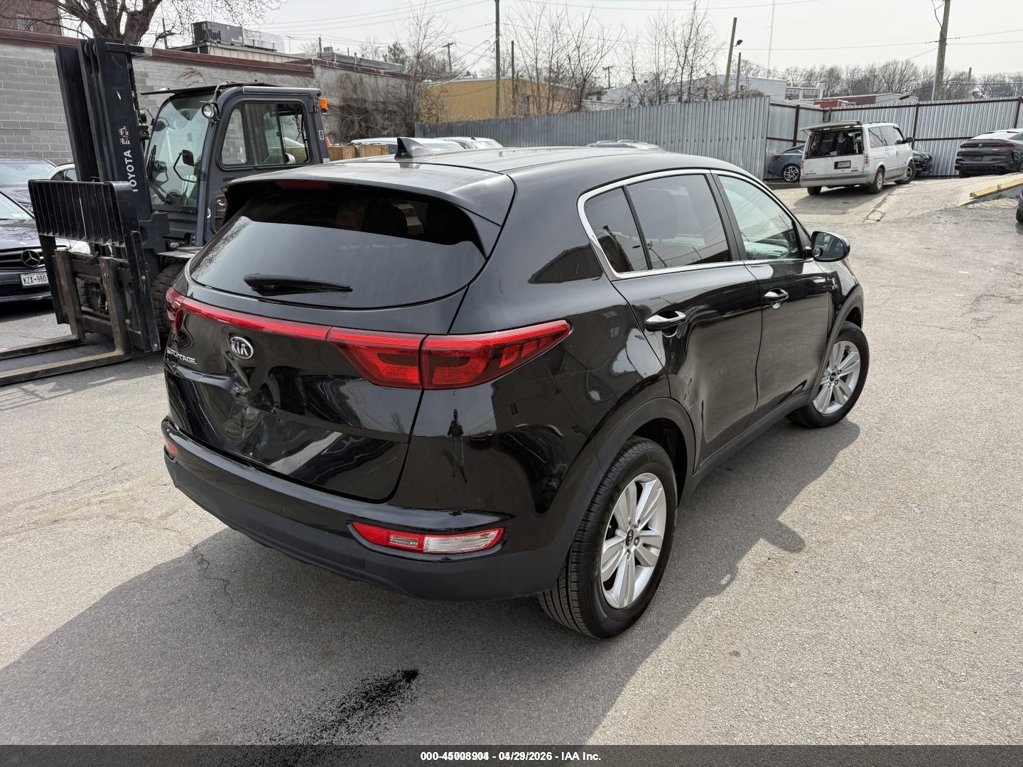 KIA SPORTAGE image 4