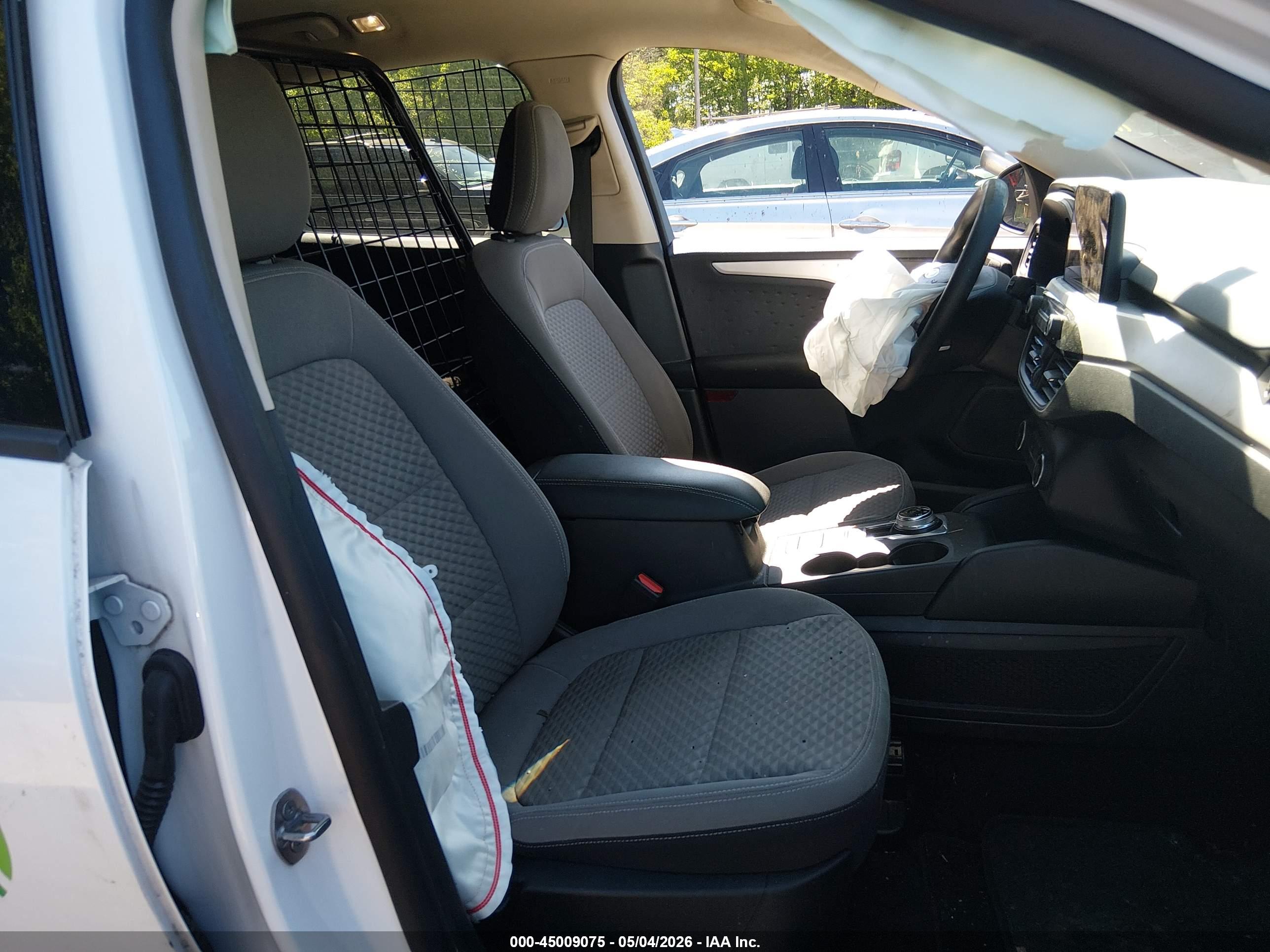 FORD ESCAPE image 5