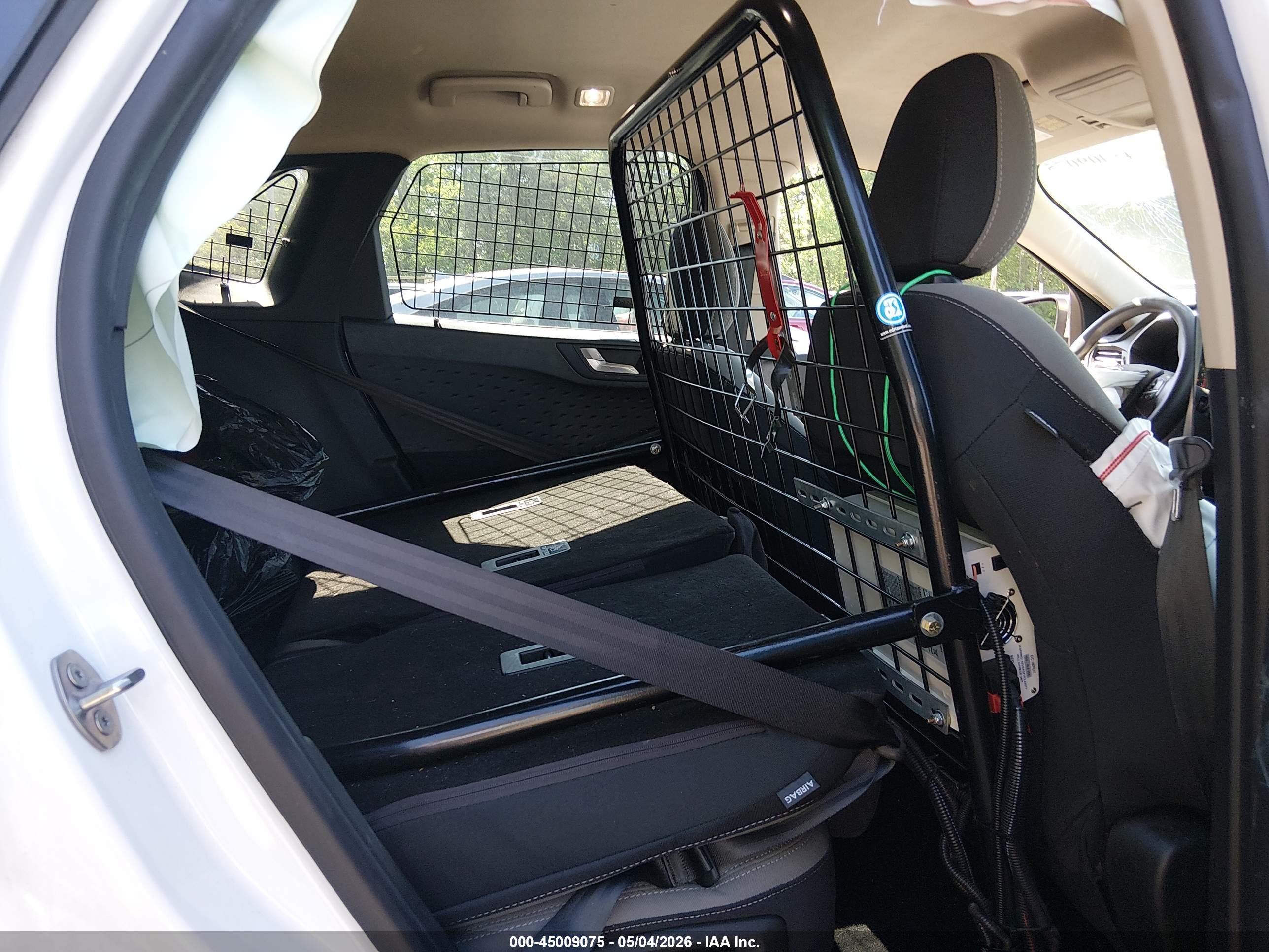 FORD ESCAPE image 8