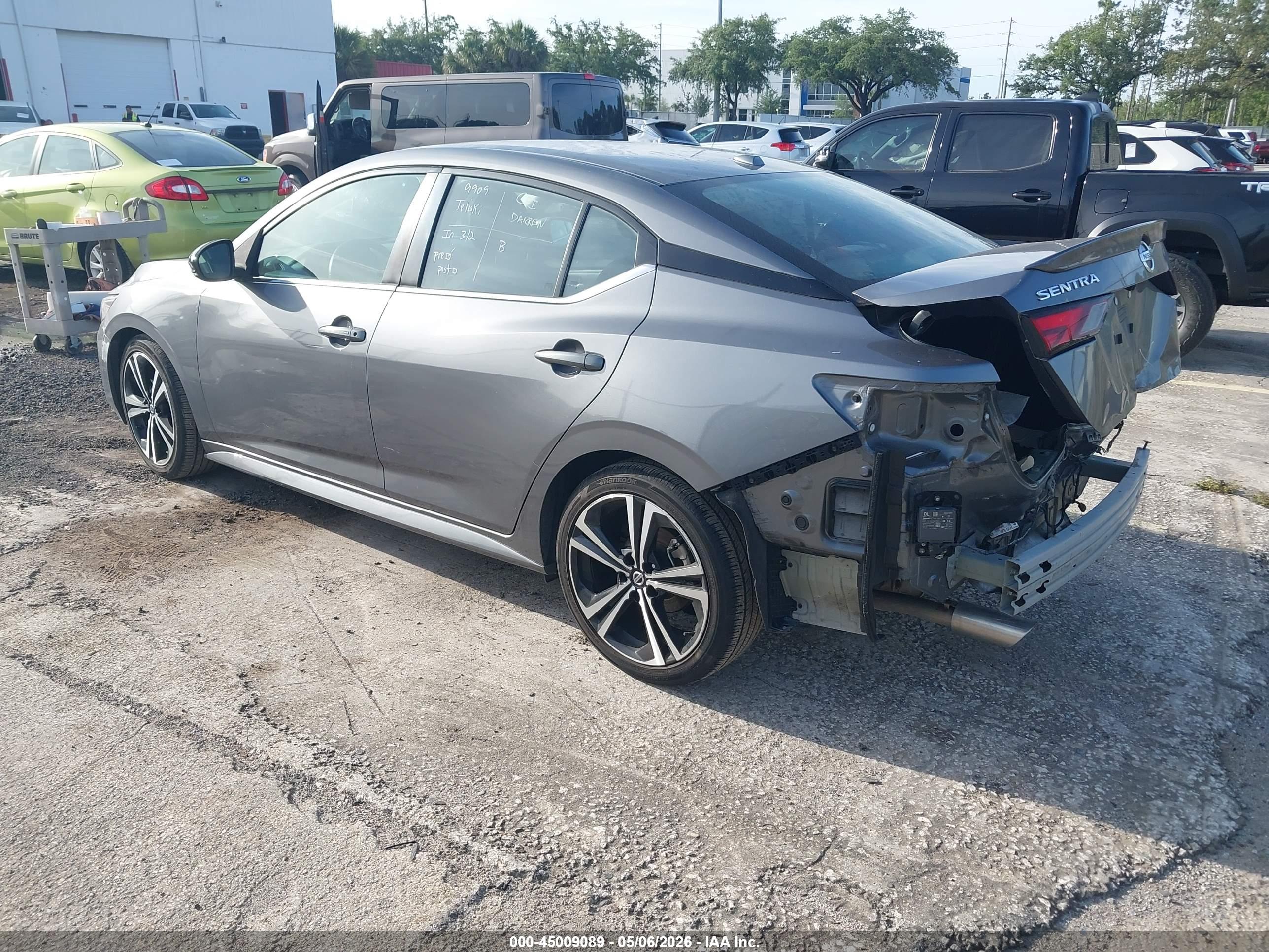 NISSAN SENTRA image 3