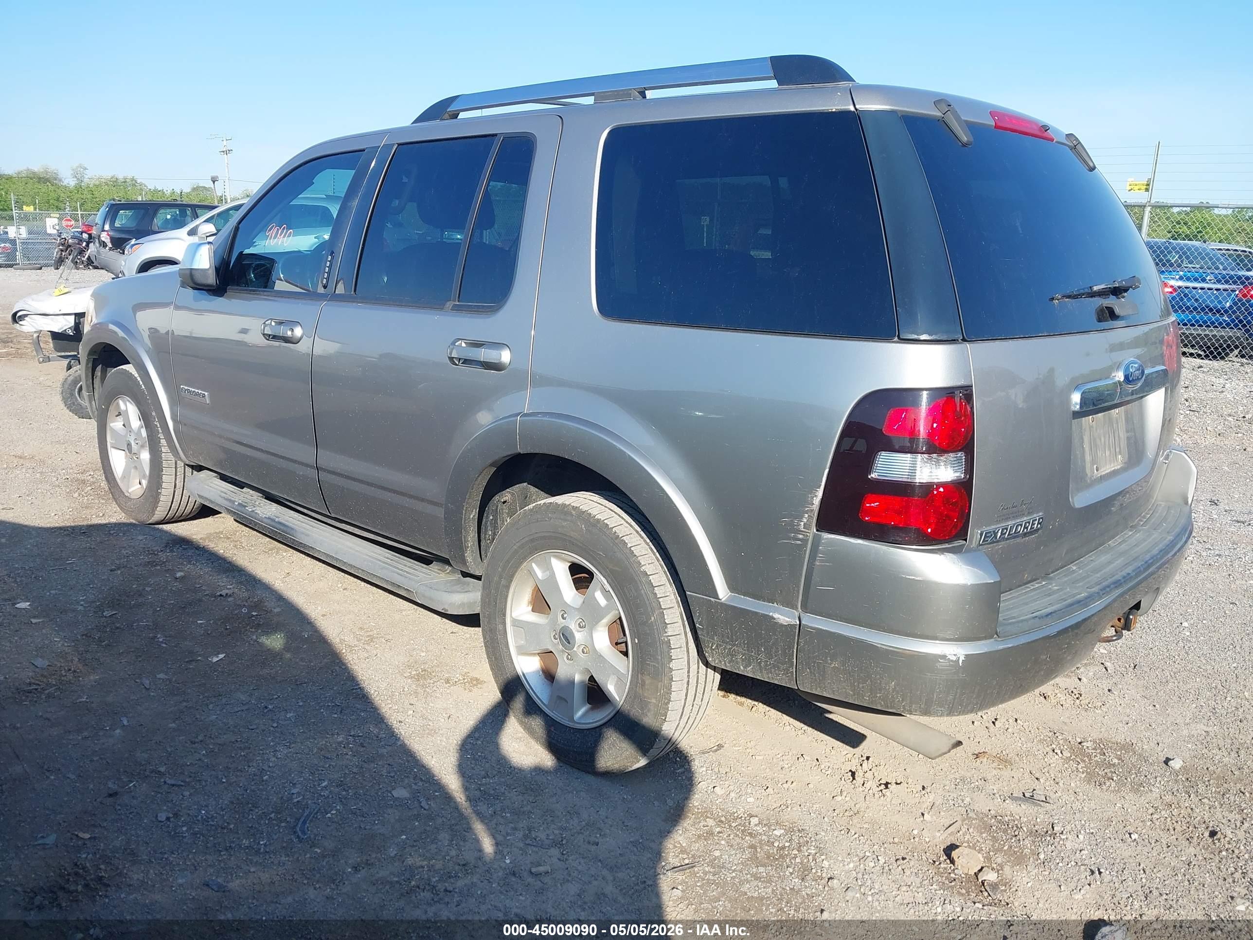 FORD EXPLORER image 3