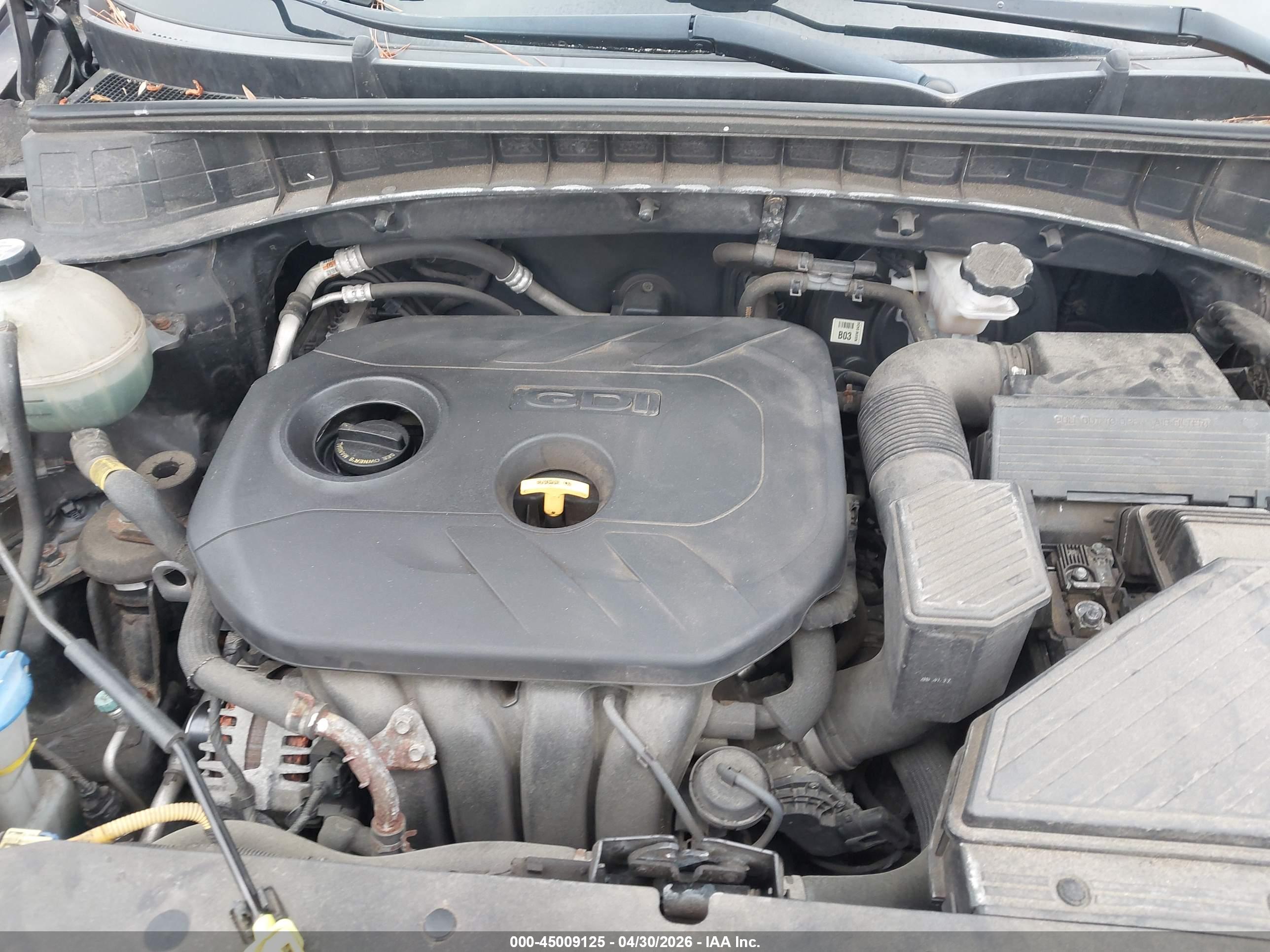 HYUNDAI TUCSON image 10