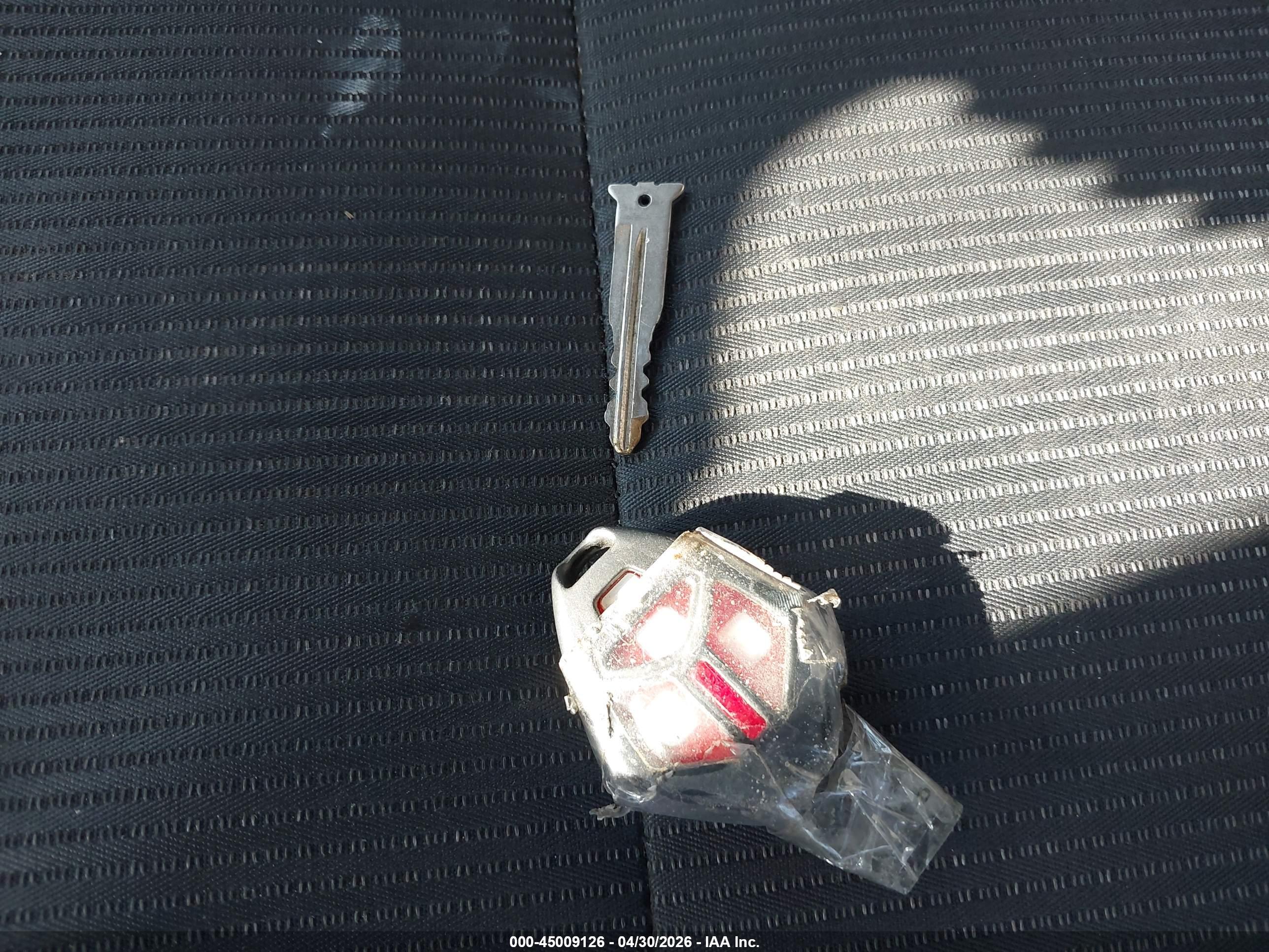 MITSUBISHI LANCER image 11