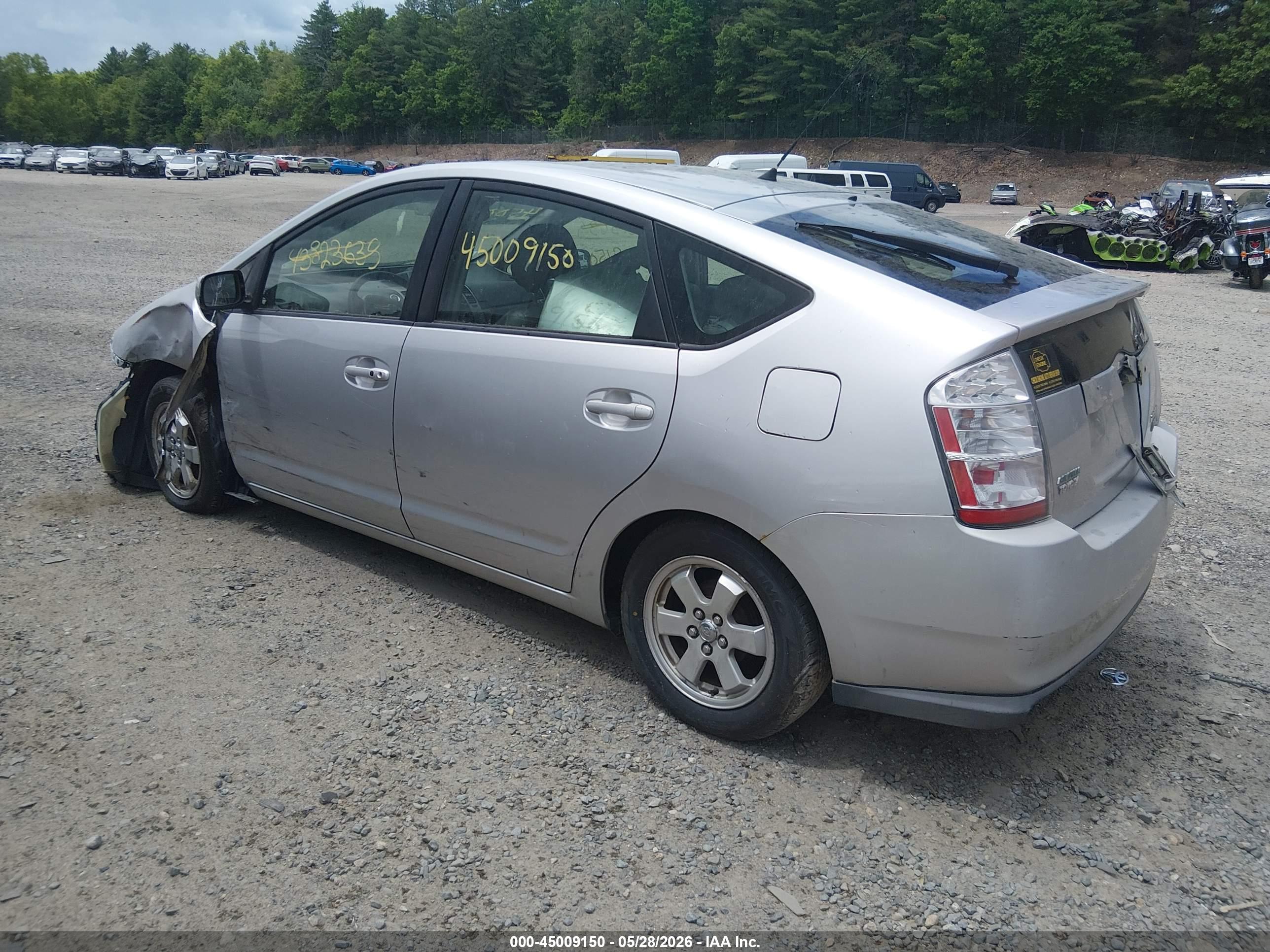 TOYOTA PRIUS image 3
