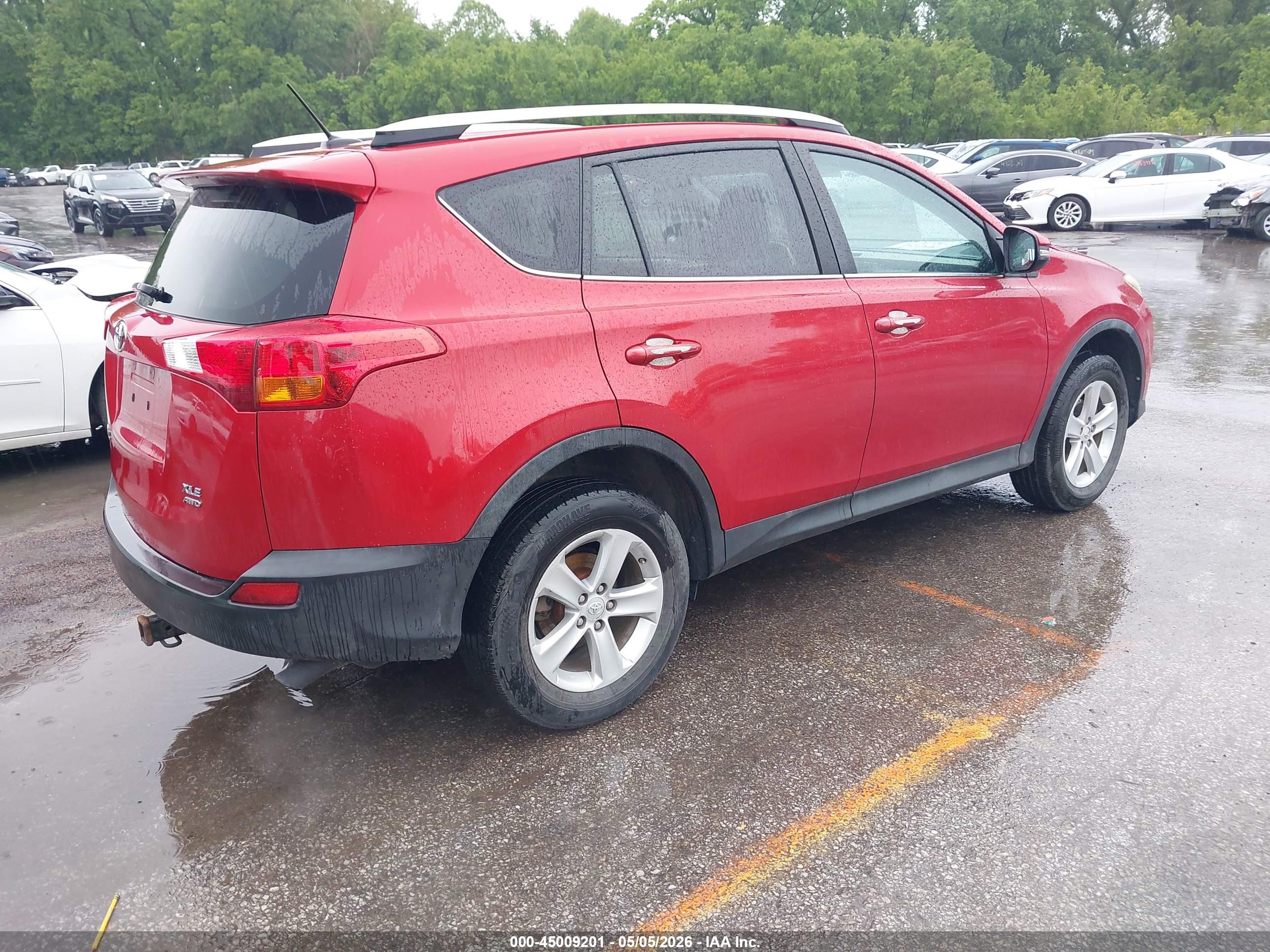 TOYOTA RAV4 image 4
