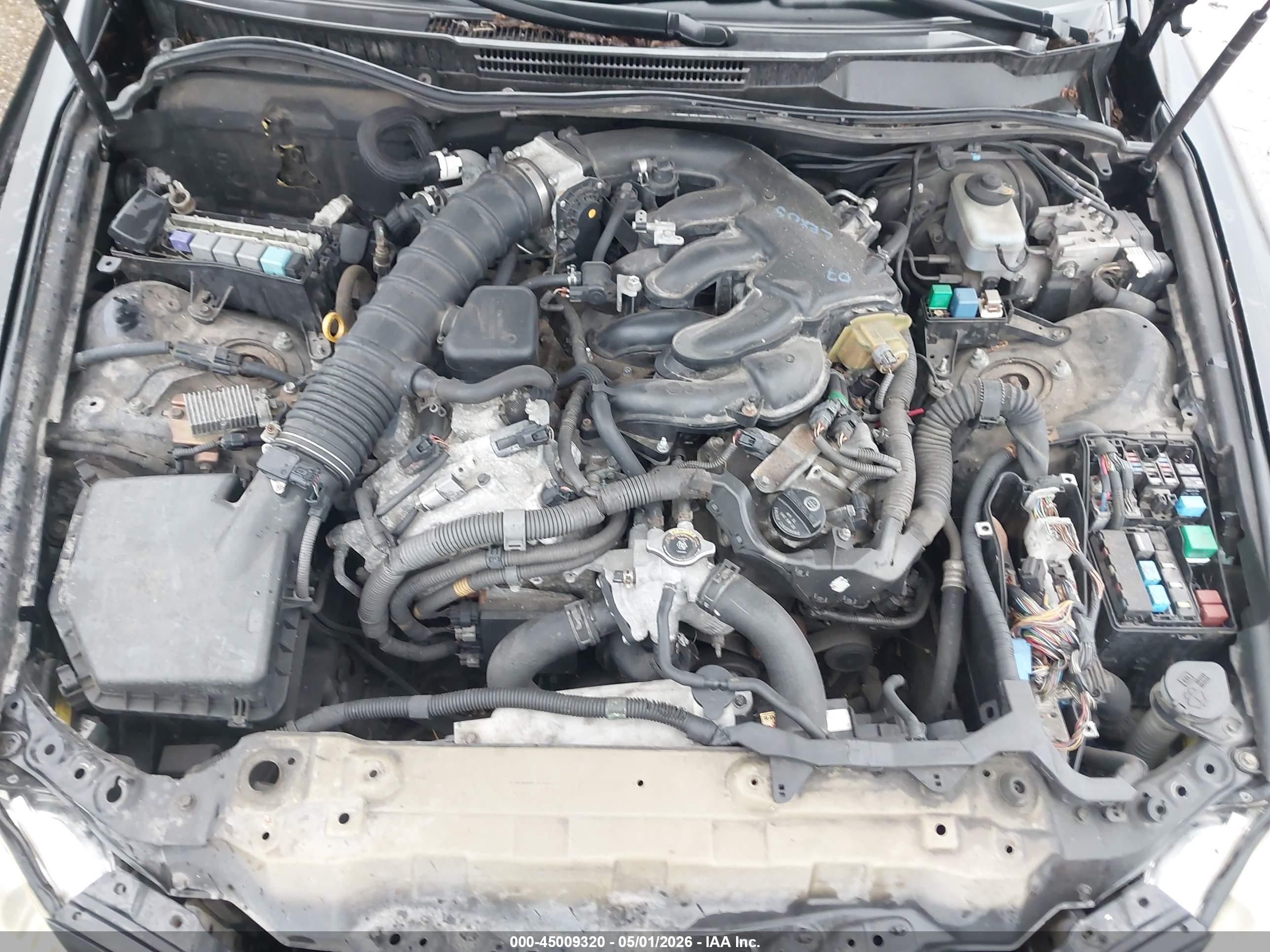 LEXUS IS image 10
