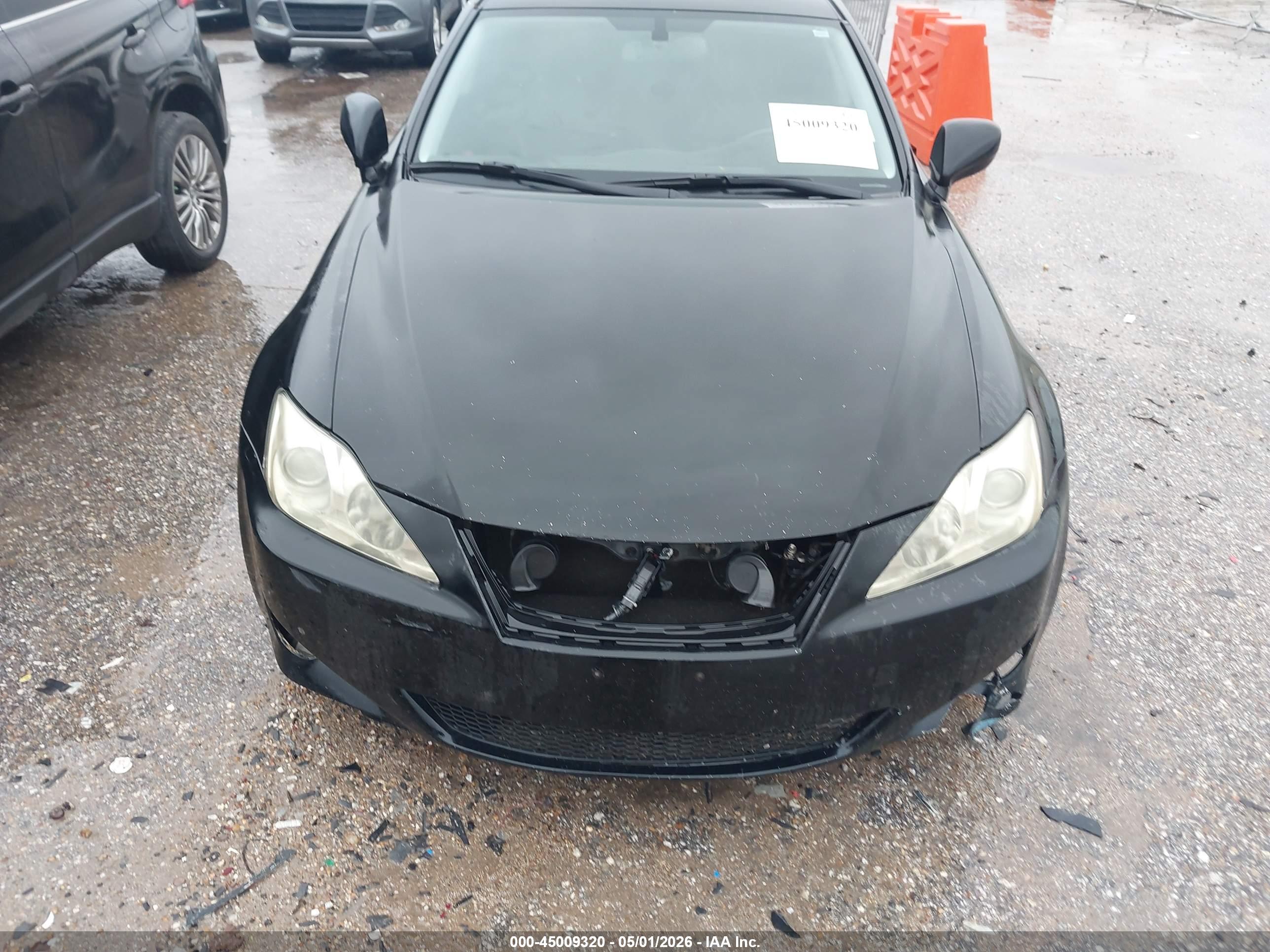 LEXUS IS image 6