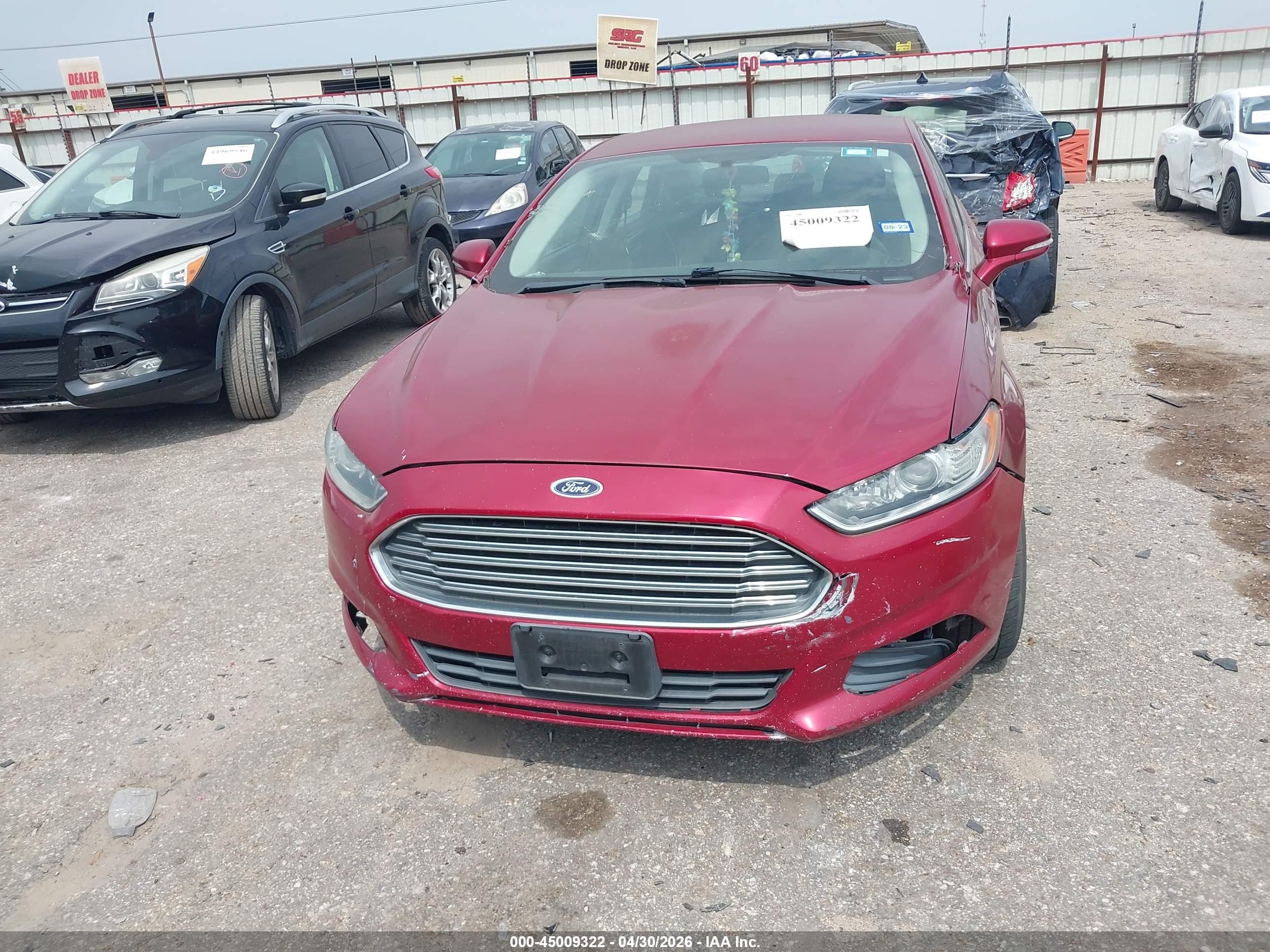 FORD FUSION image 6