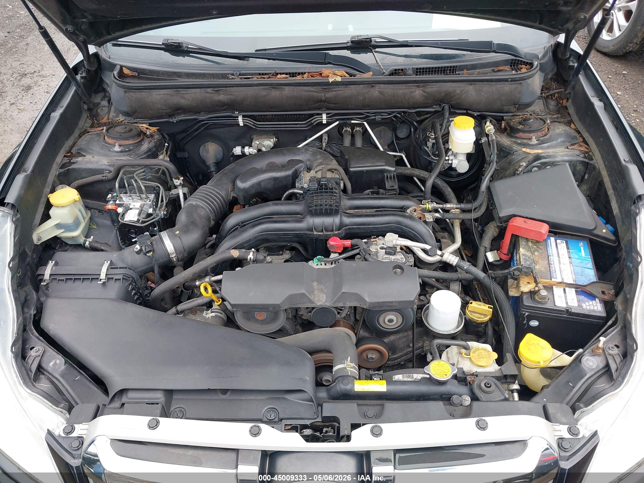 SUBARU OUTBACK image 10