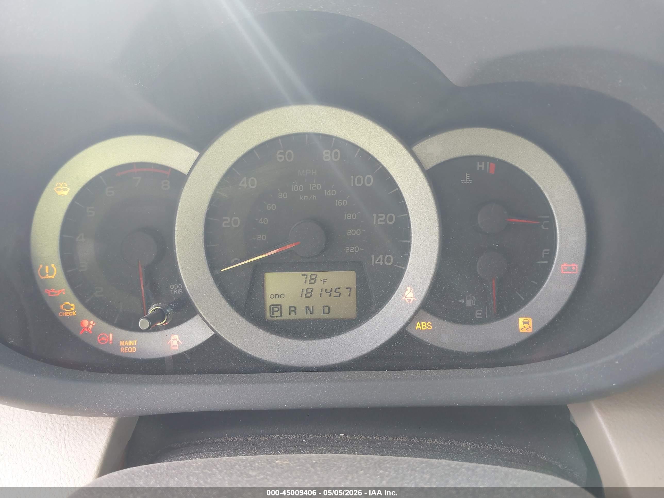 TOYOTA RAV4 image 7