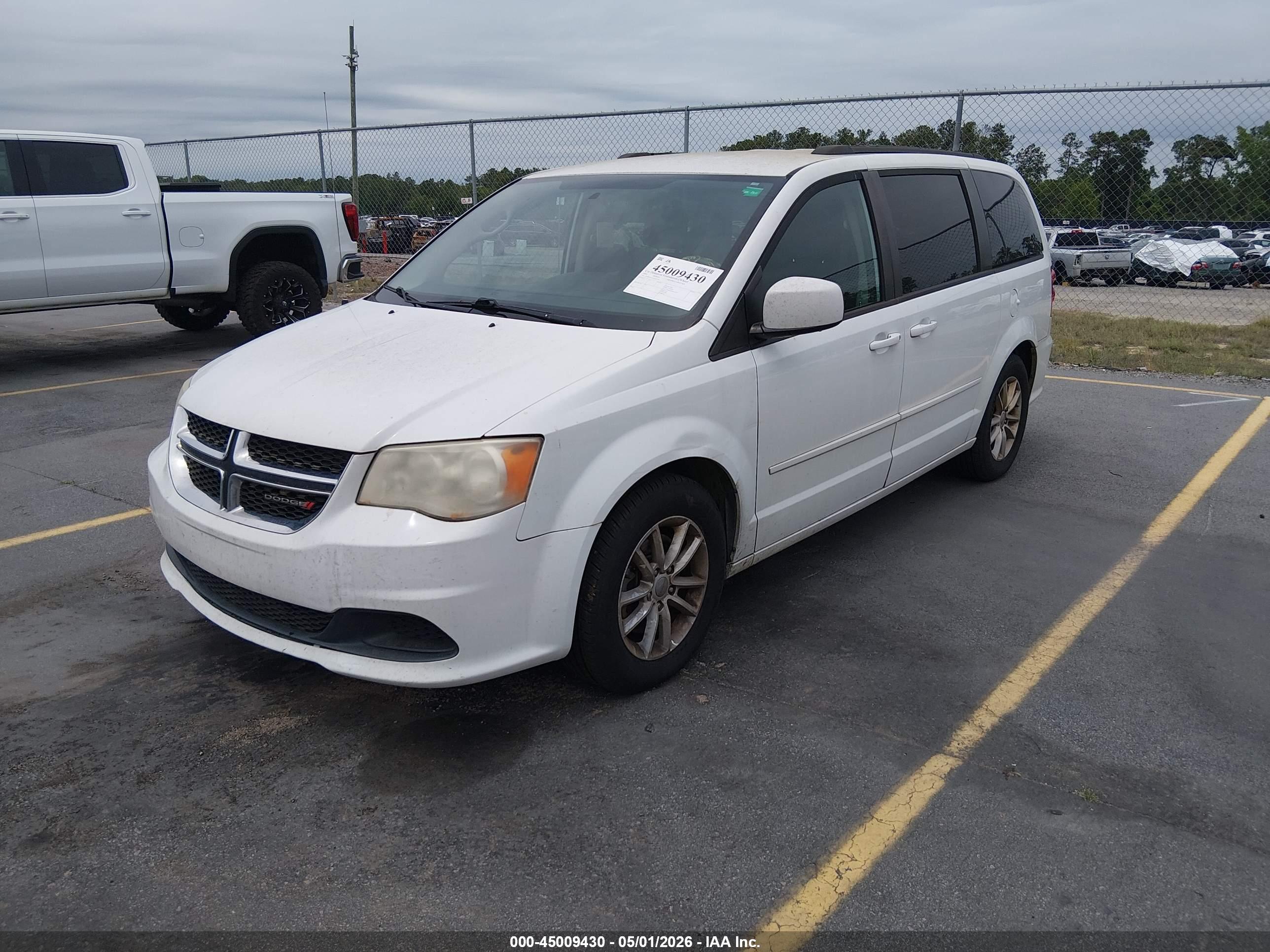 DODGE GRAND image 2