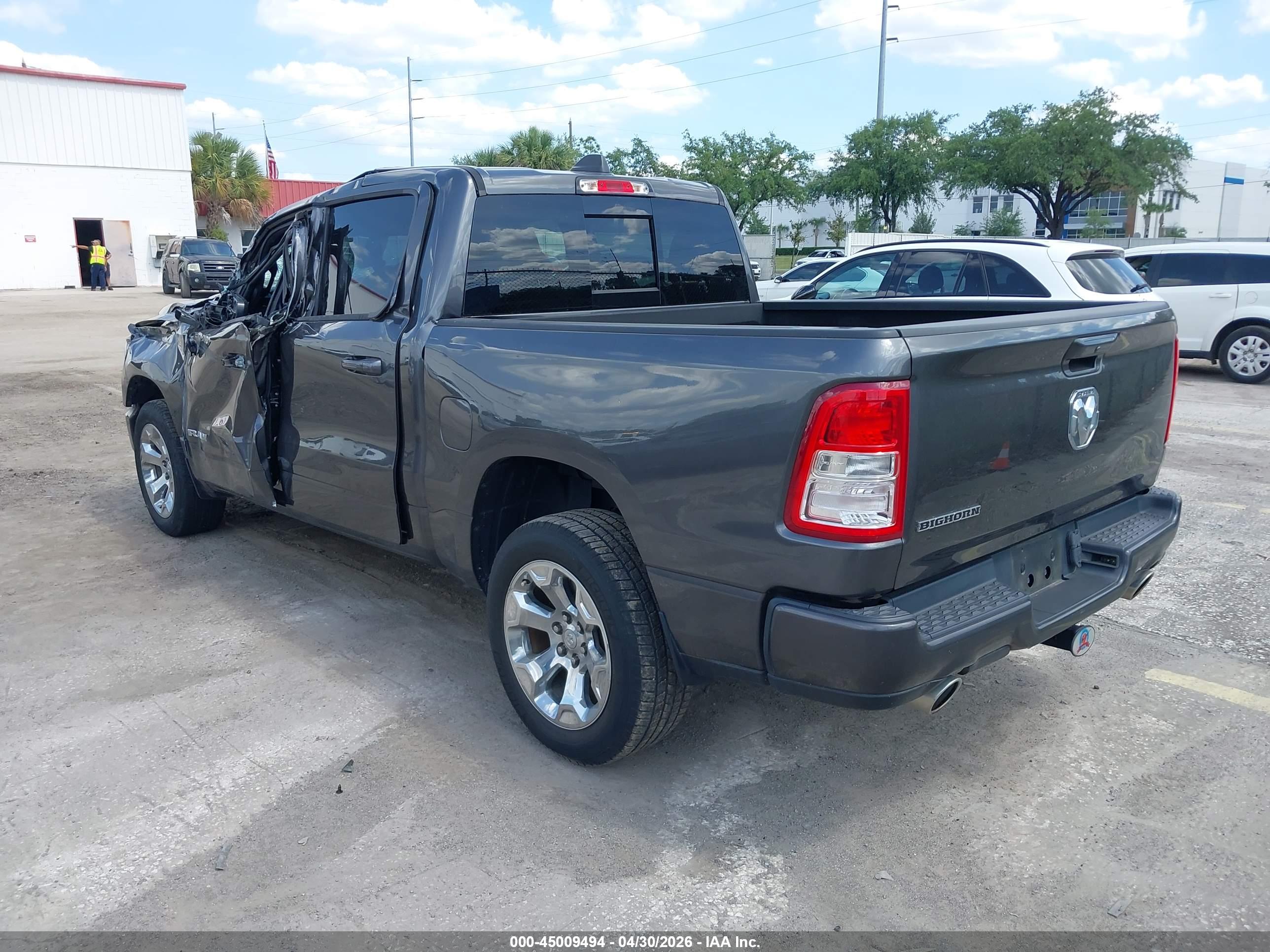 RAM 1500 image 3