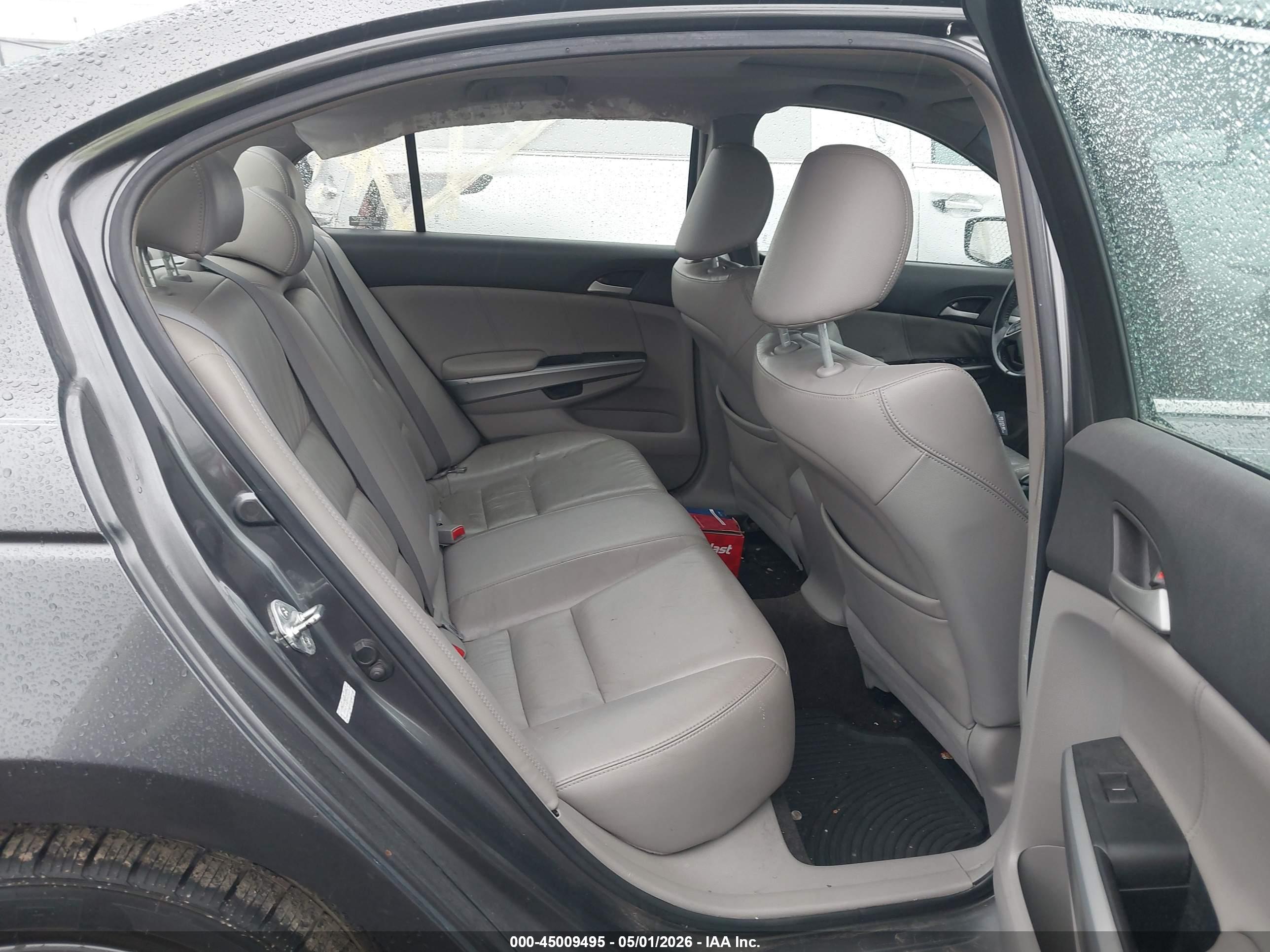 HONDA ACCORD image 8