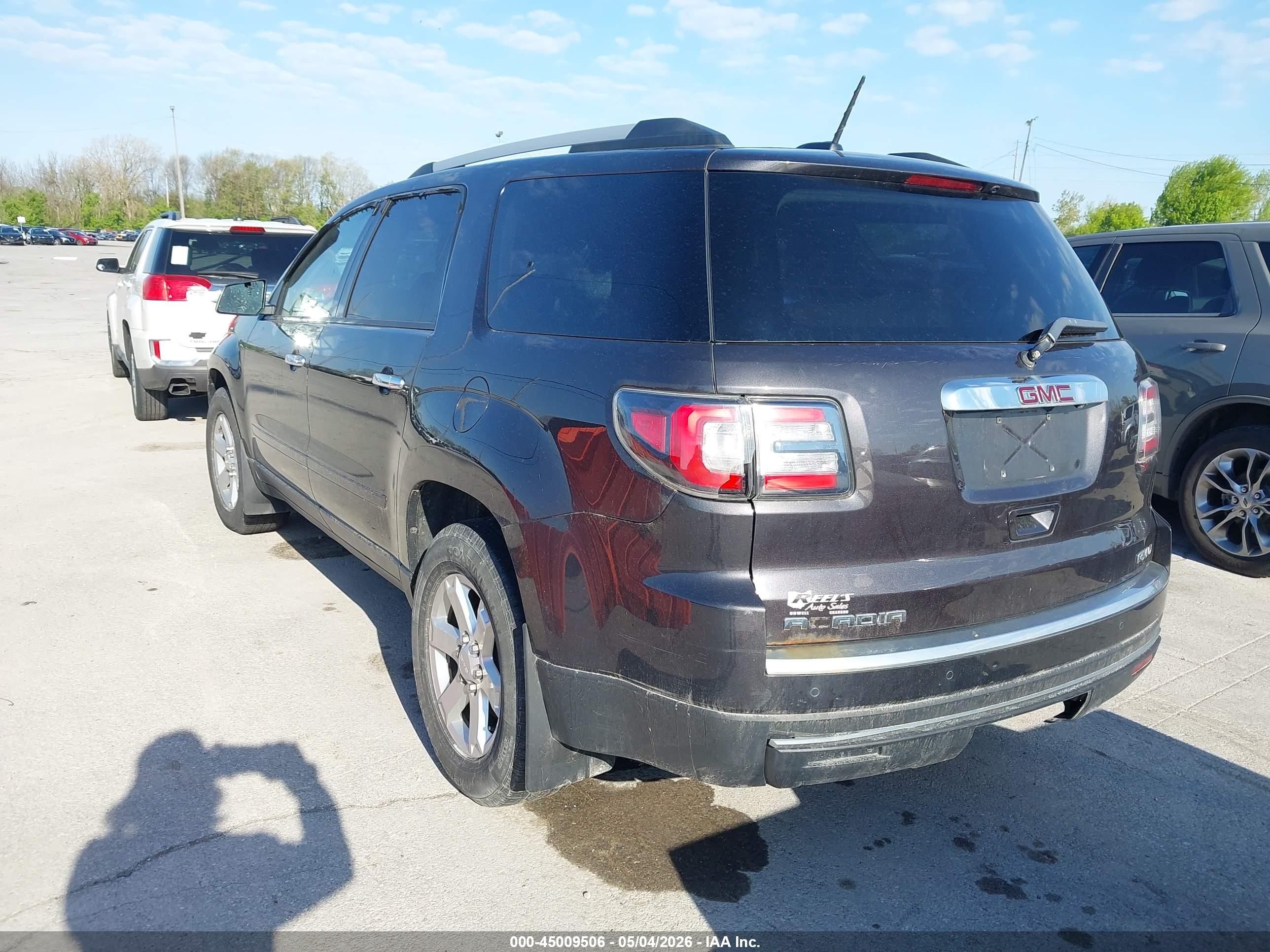 GMC ACADIA image 3