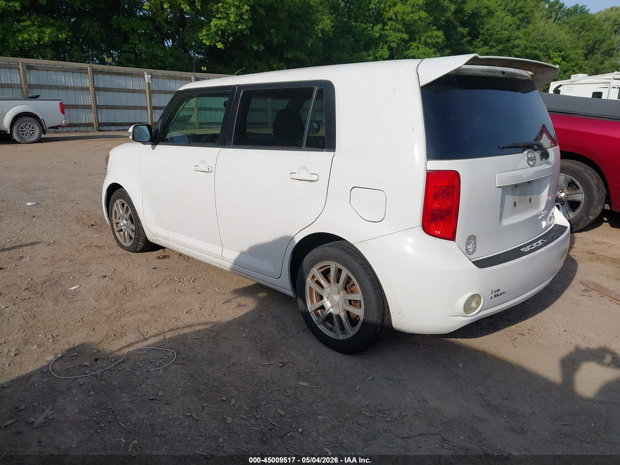 SCION XB image 3