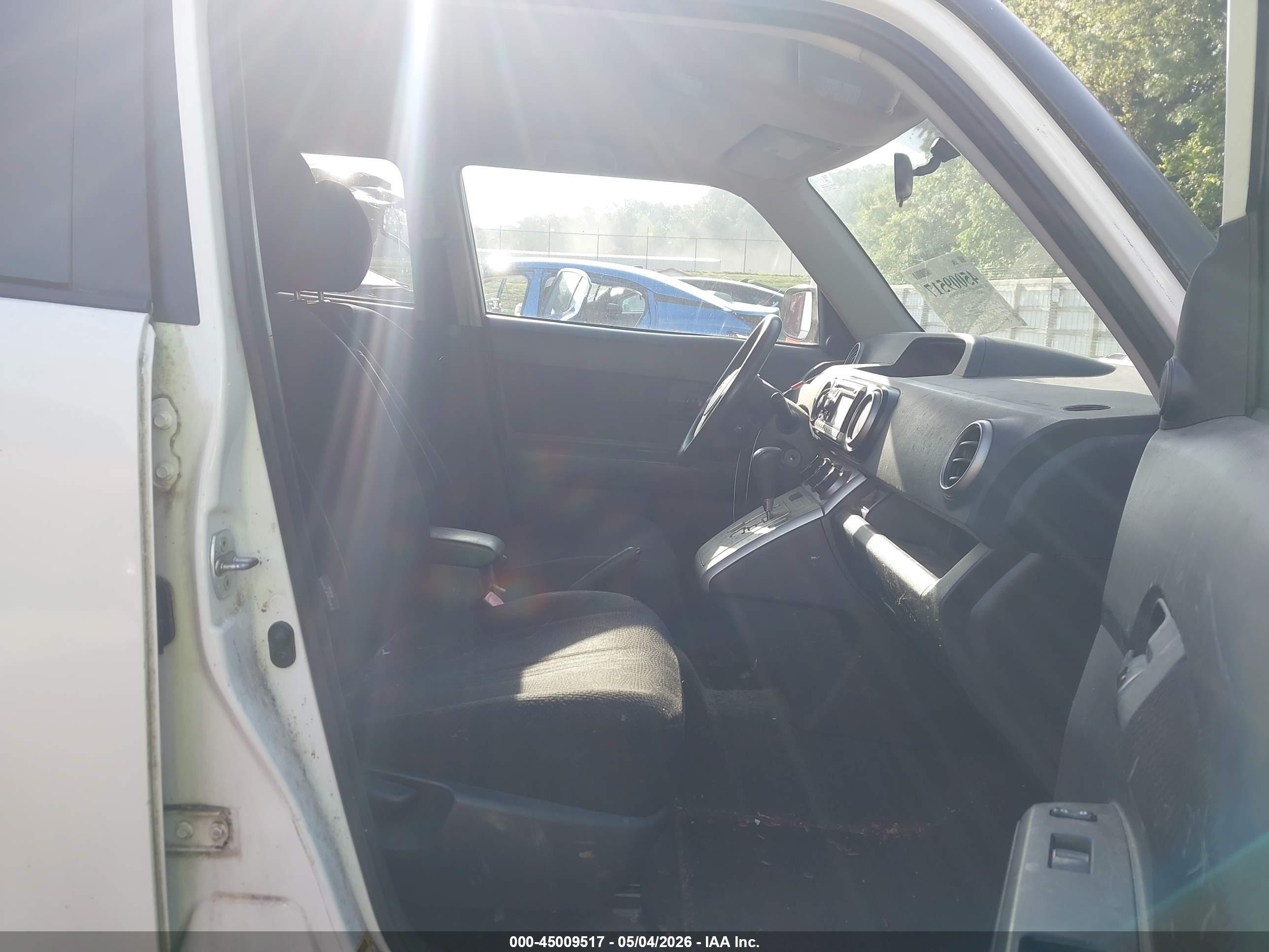 SCION XB image 5