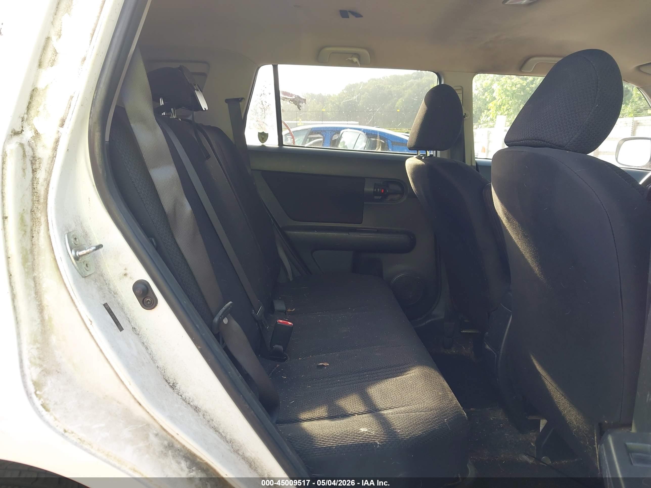 SCION XB image 8