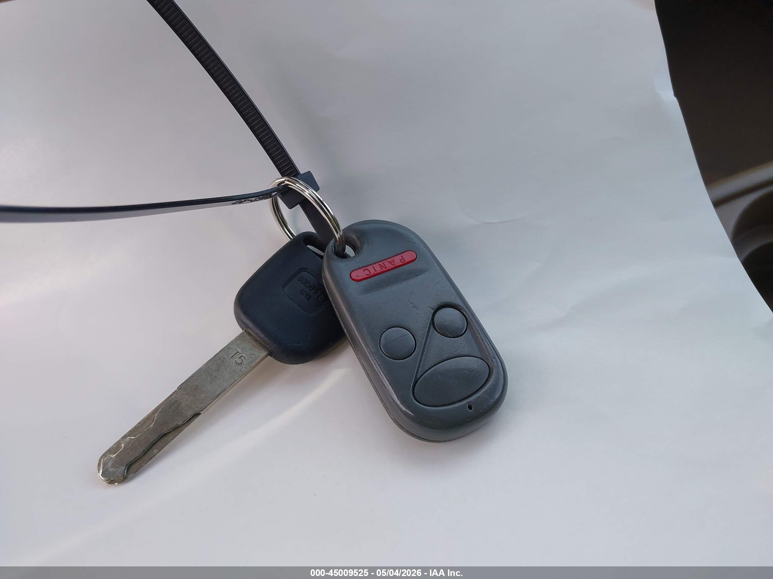 HONDA CR-V image 11