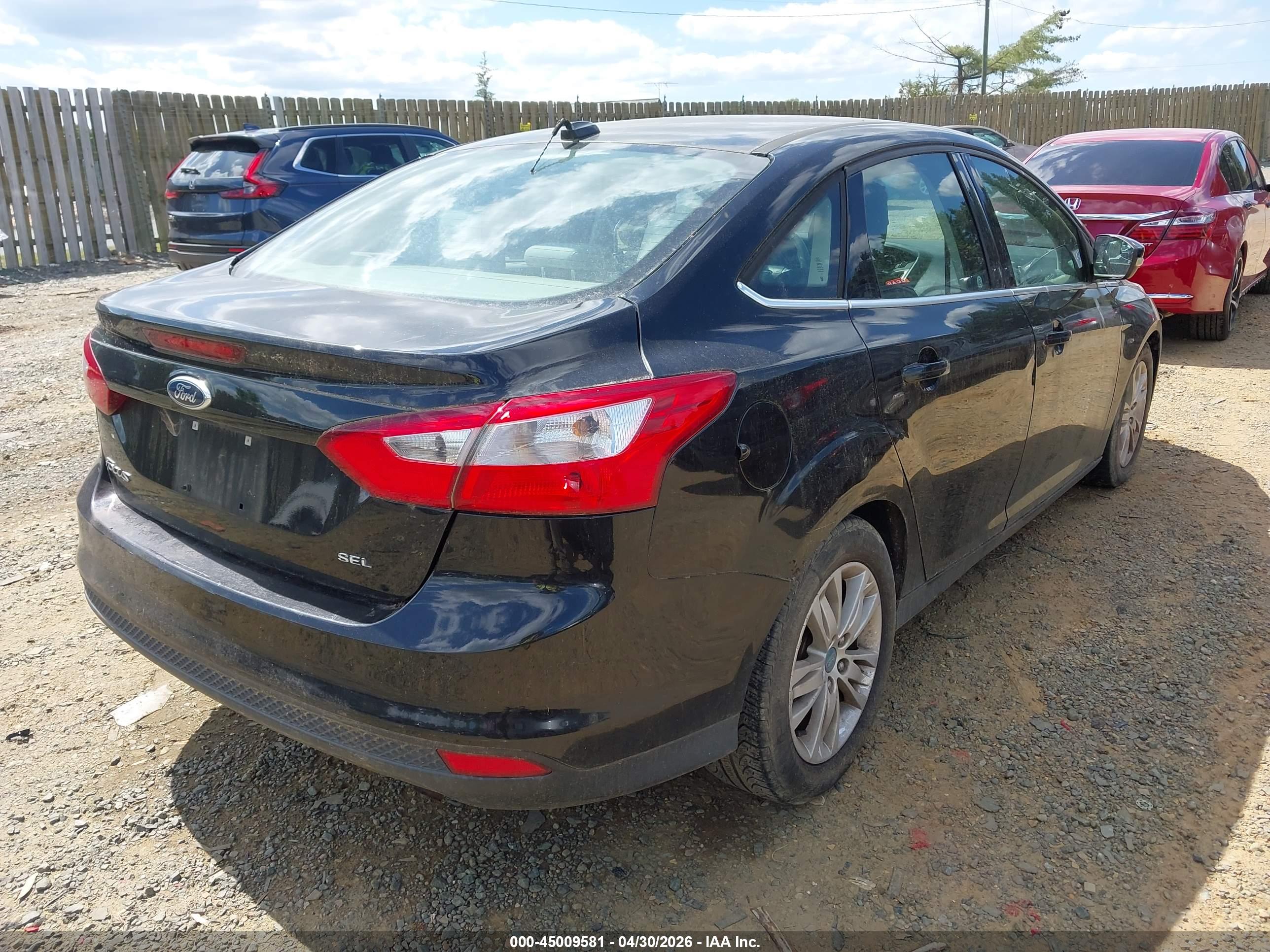 FORD FOCUS image 4
