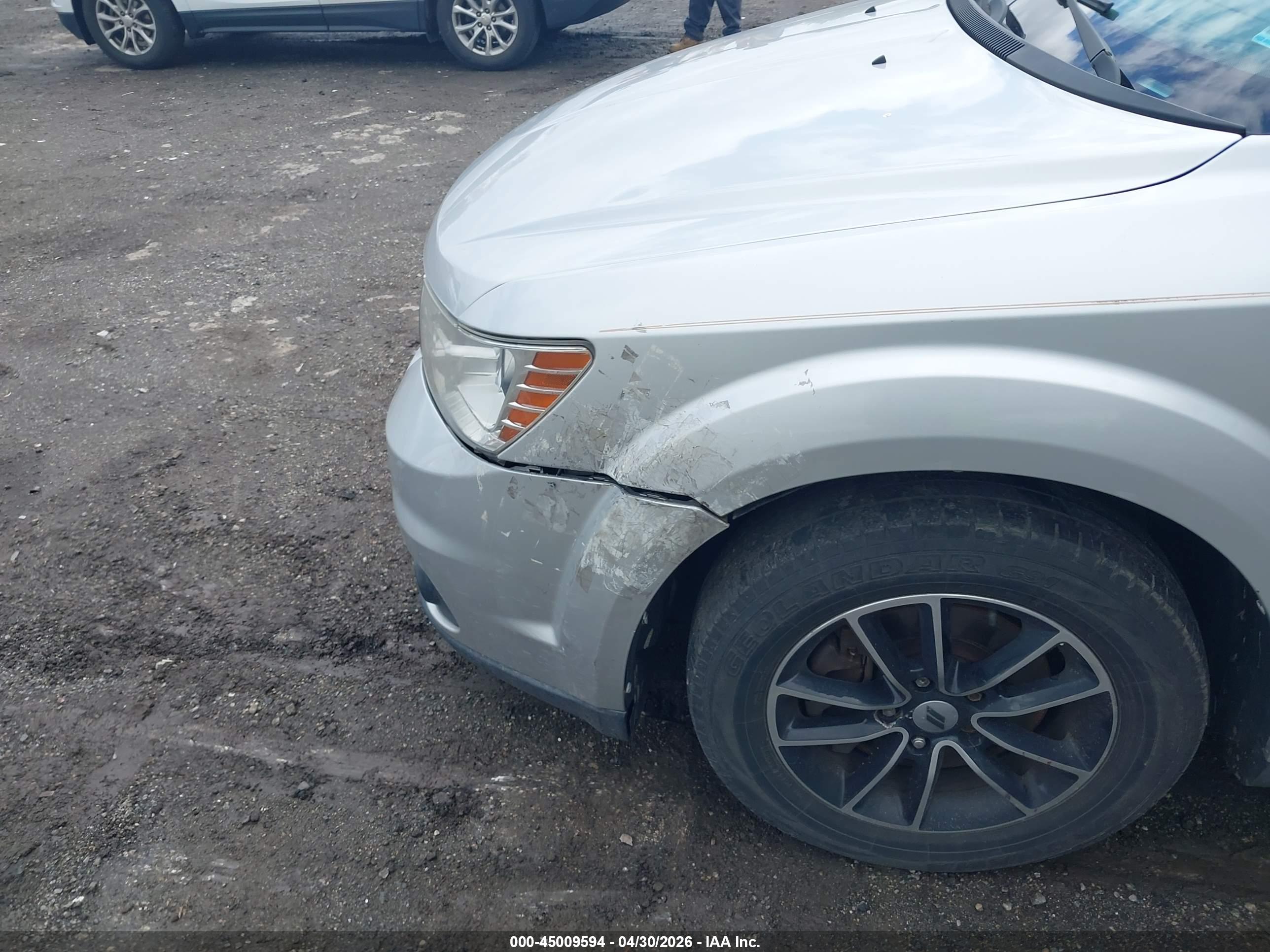 DODGE JOURNEY image 6
