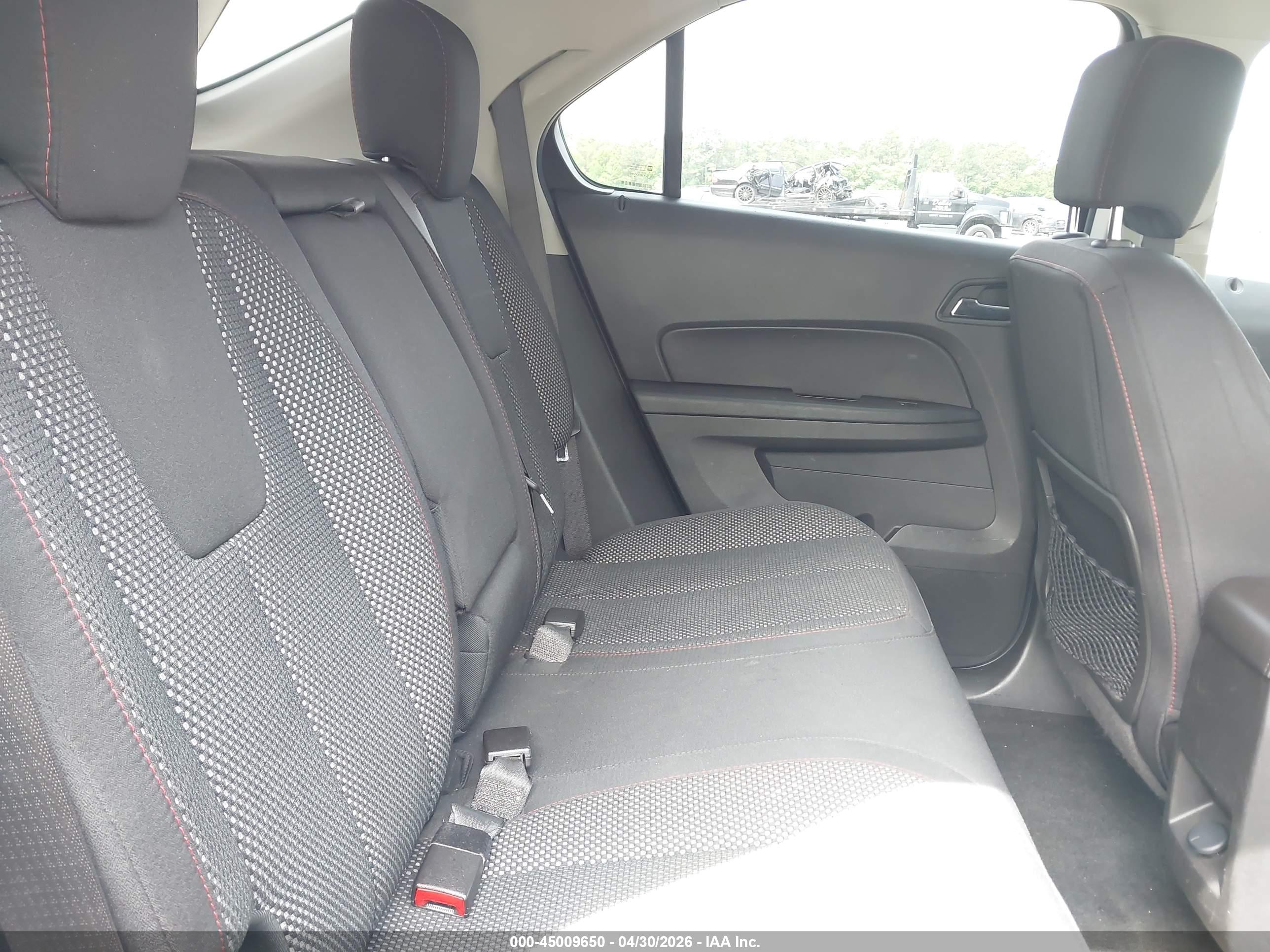 CHEVROLET EQUINOX image 8