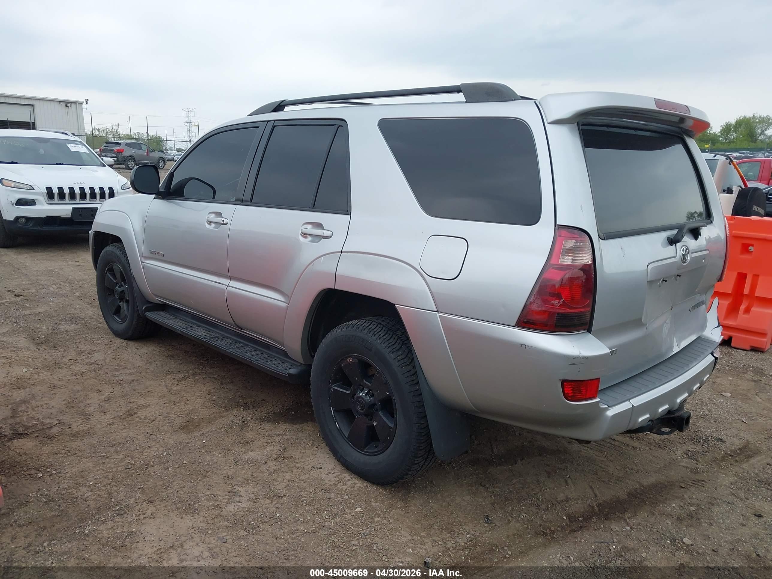 TOYOTA 4RUNNER image 3