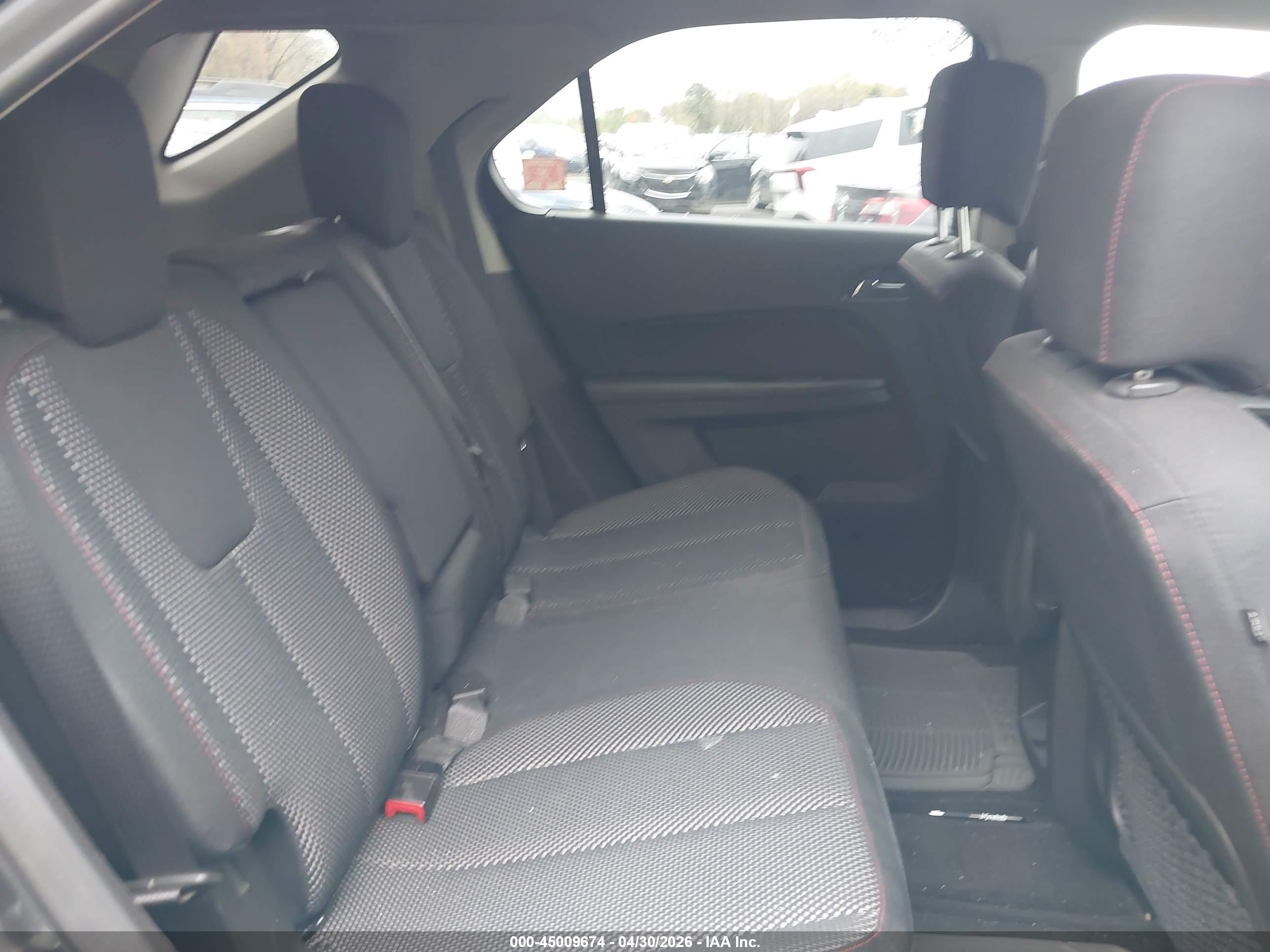 CHEVROLET EQUINOX image 8