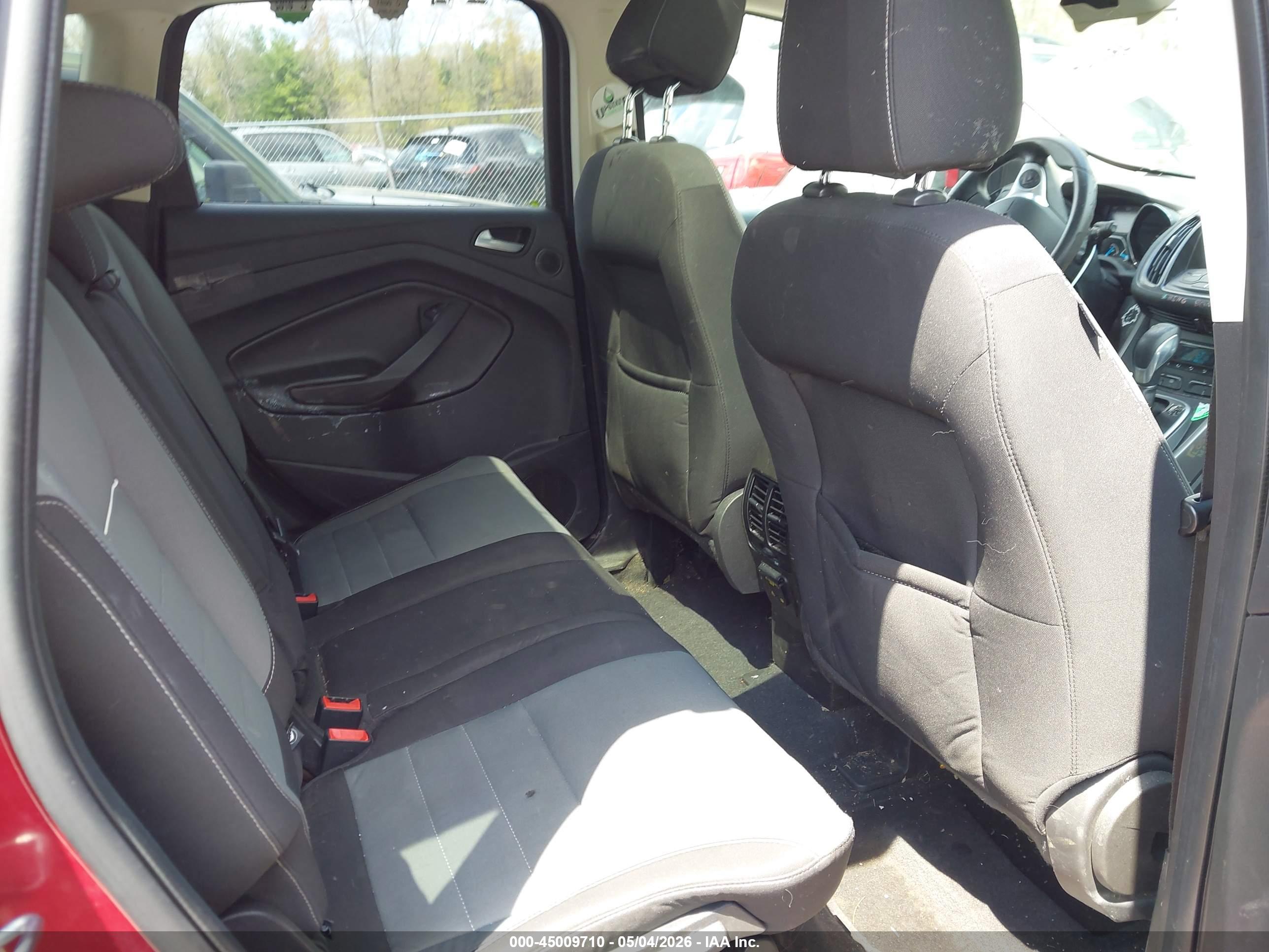 FORD ESCAPE image 8