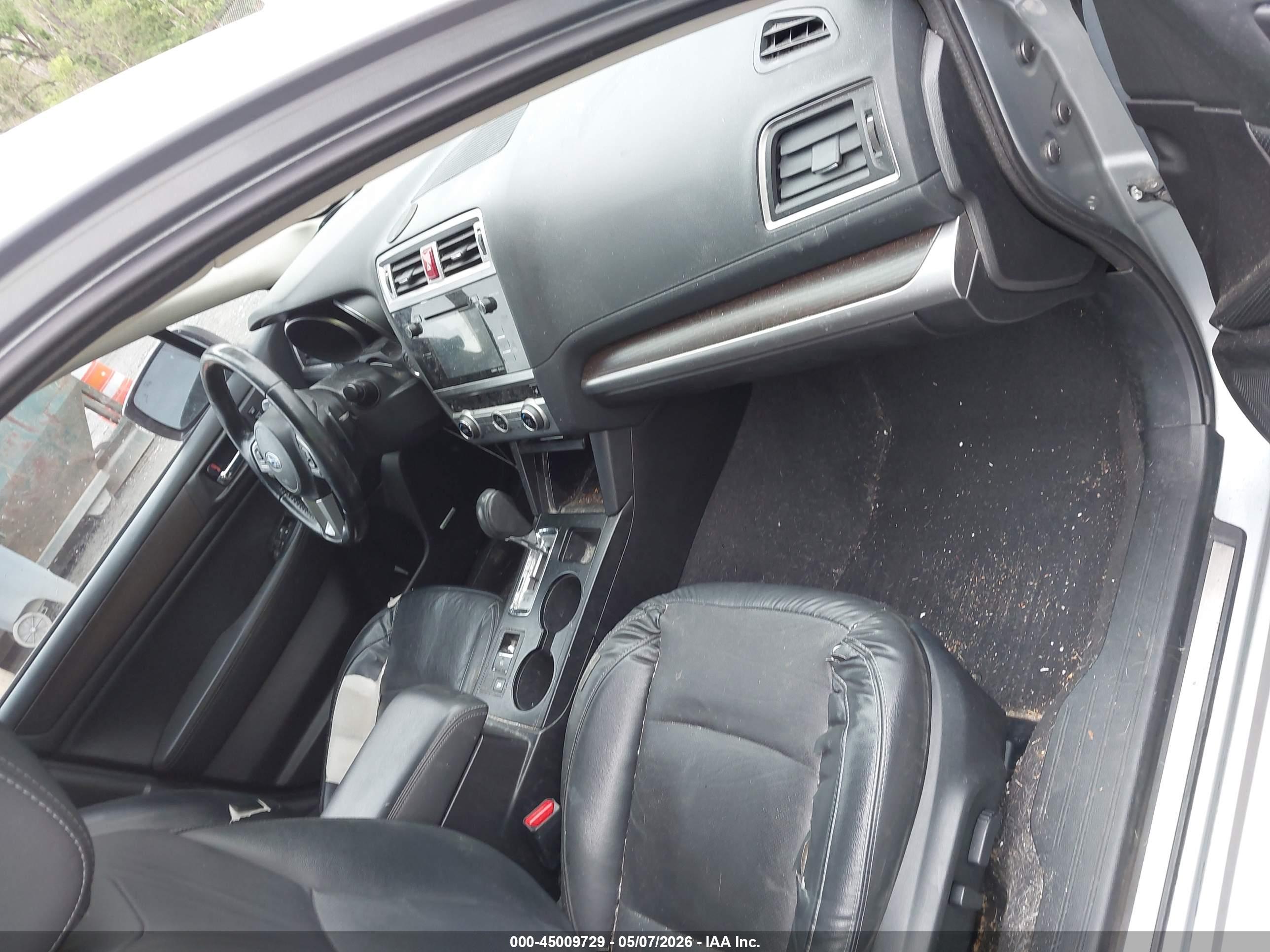 SUBARU LEGACY image 5