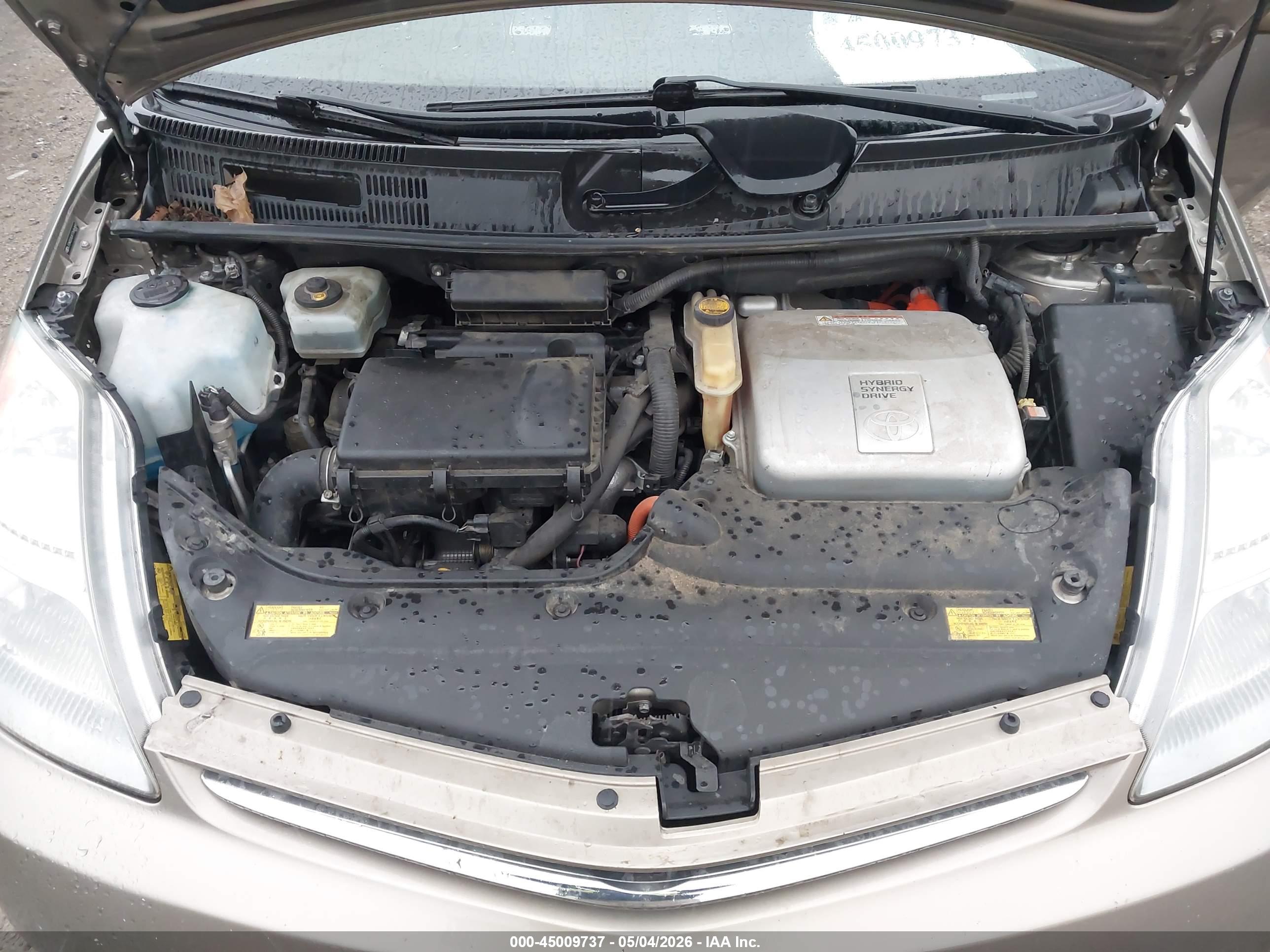 TOYOTA PRIUS image 10