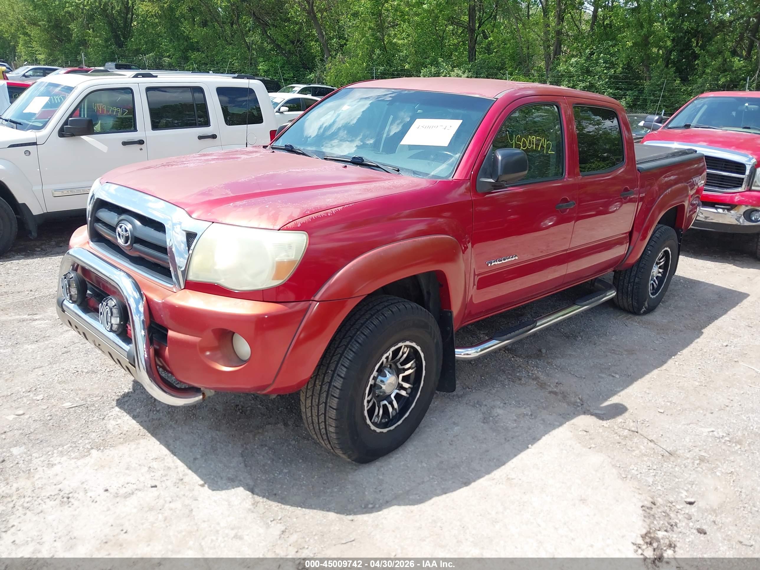 TOYOTA TACOMA image 2
