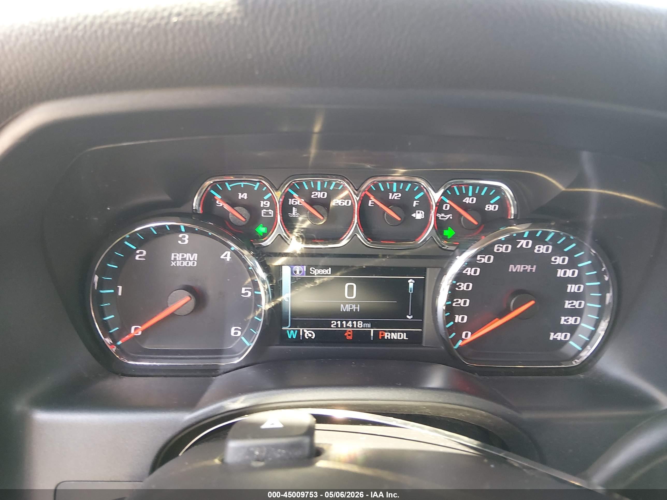 CHEVROLET SILVERADO image 7