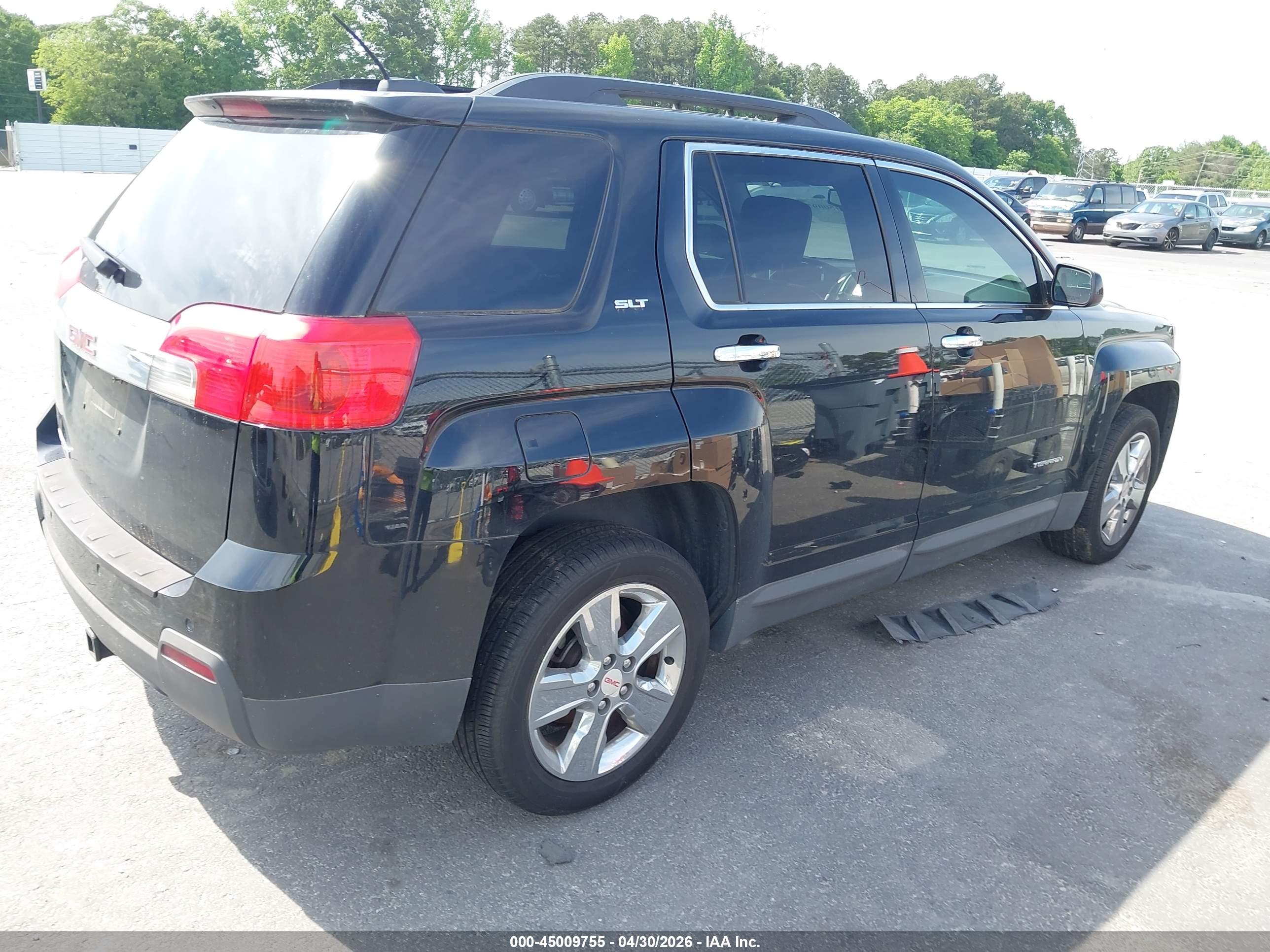 GMC TERRAIN image 4