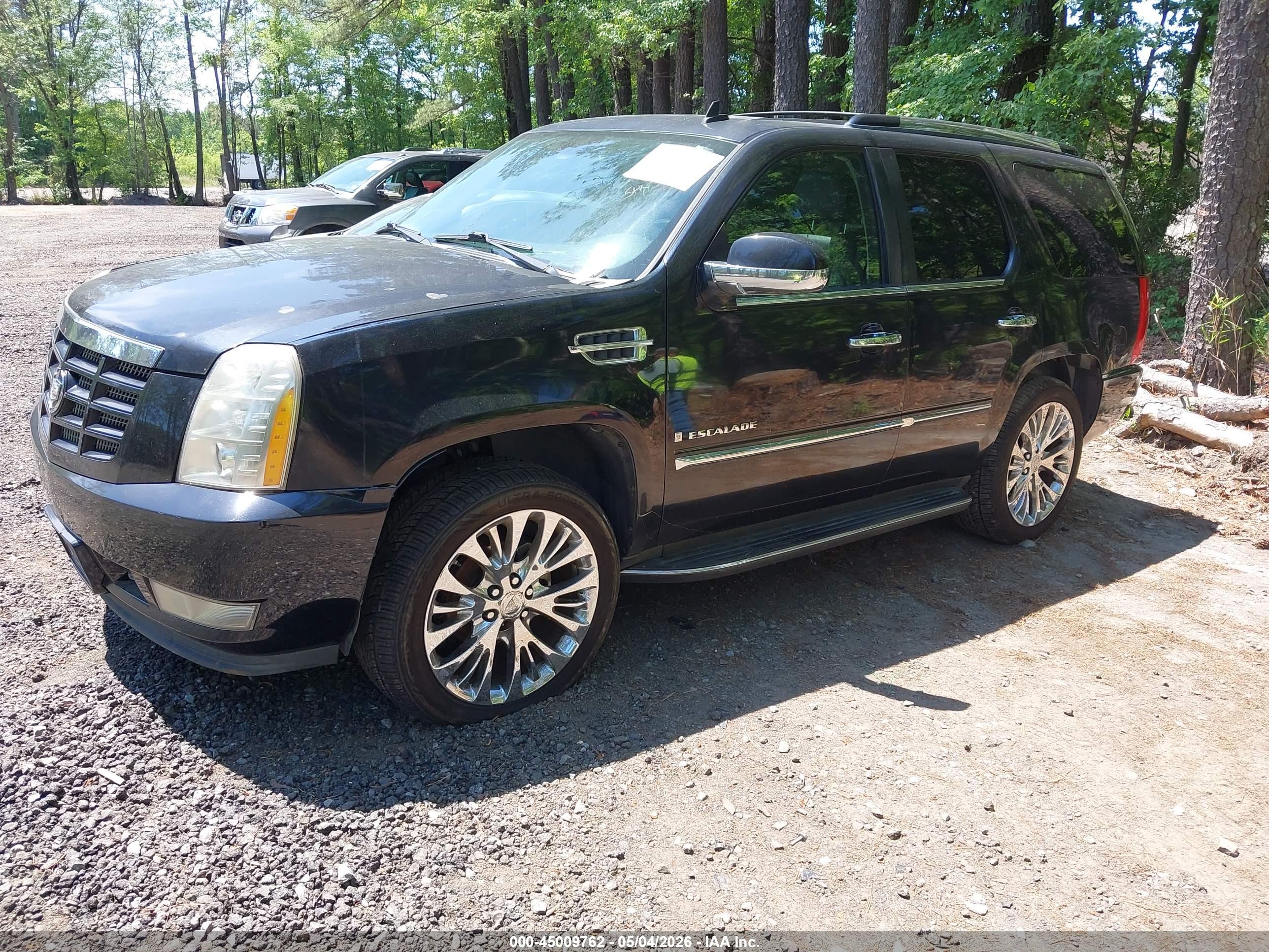 CADILLAC ESCALADE image 2
