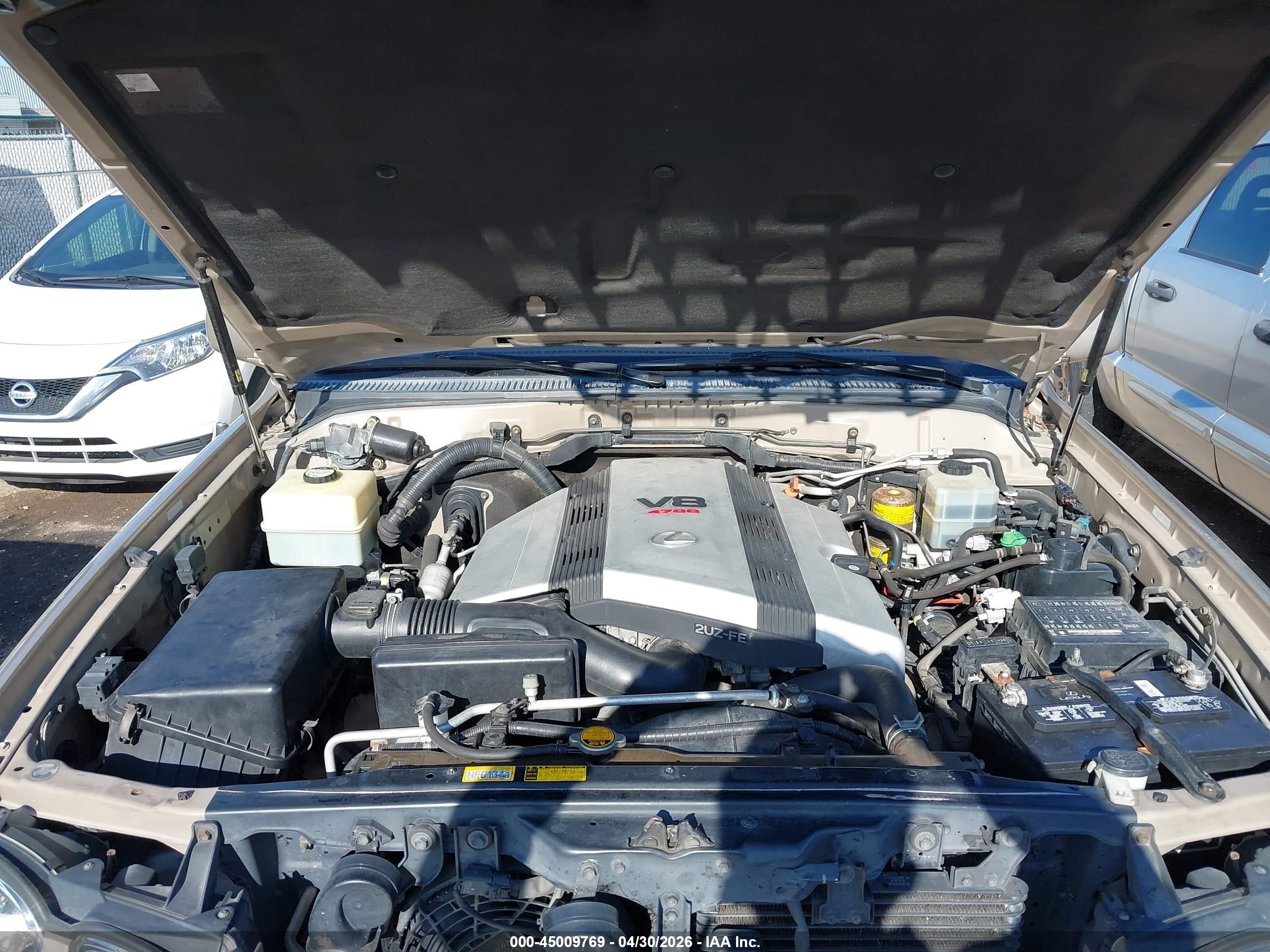 LEXUS LX image 10