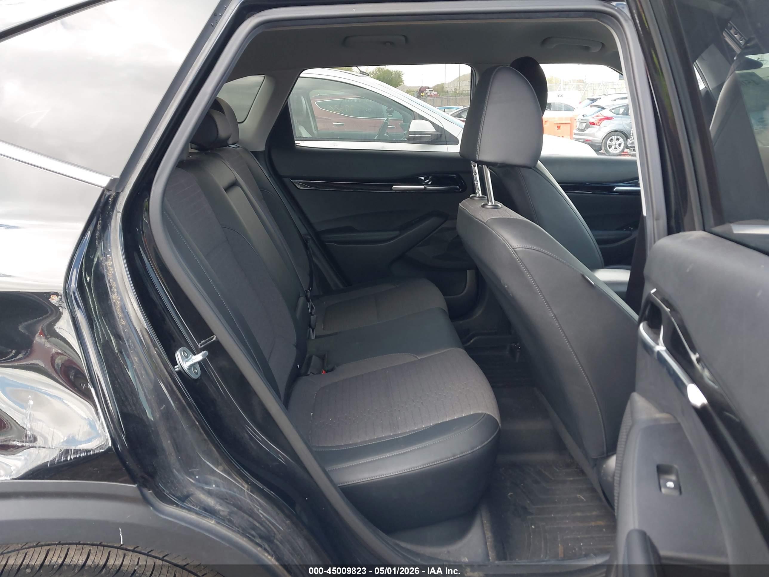 KIA SELTOS image 8
